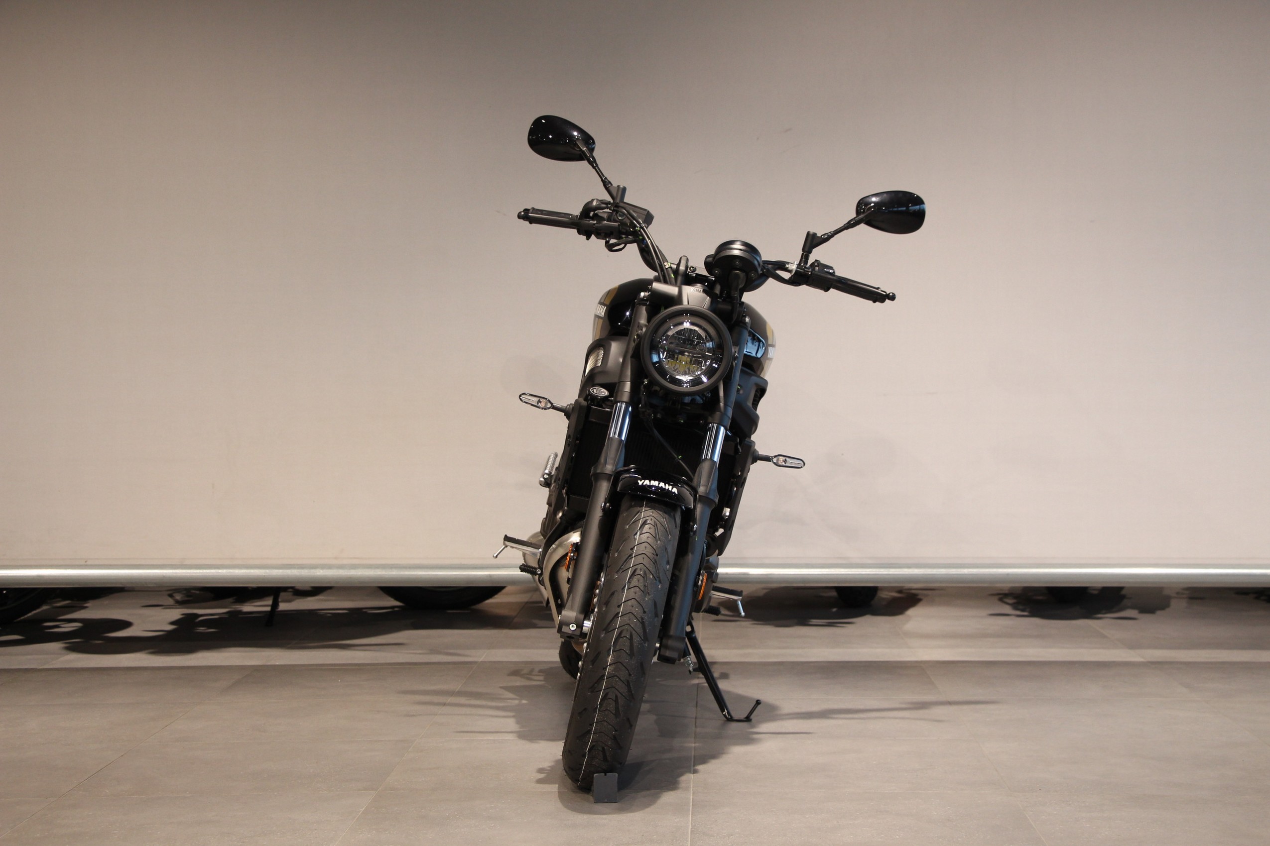 YAMAHA - XSR 700 ABS