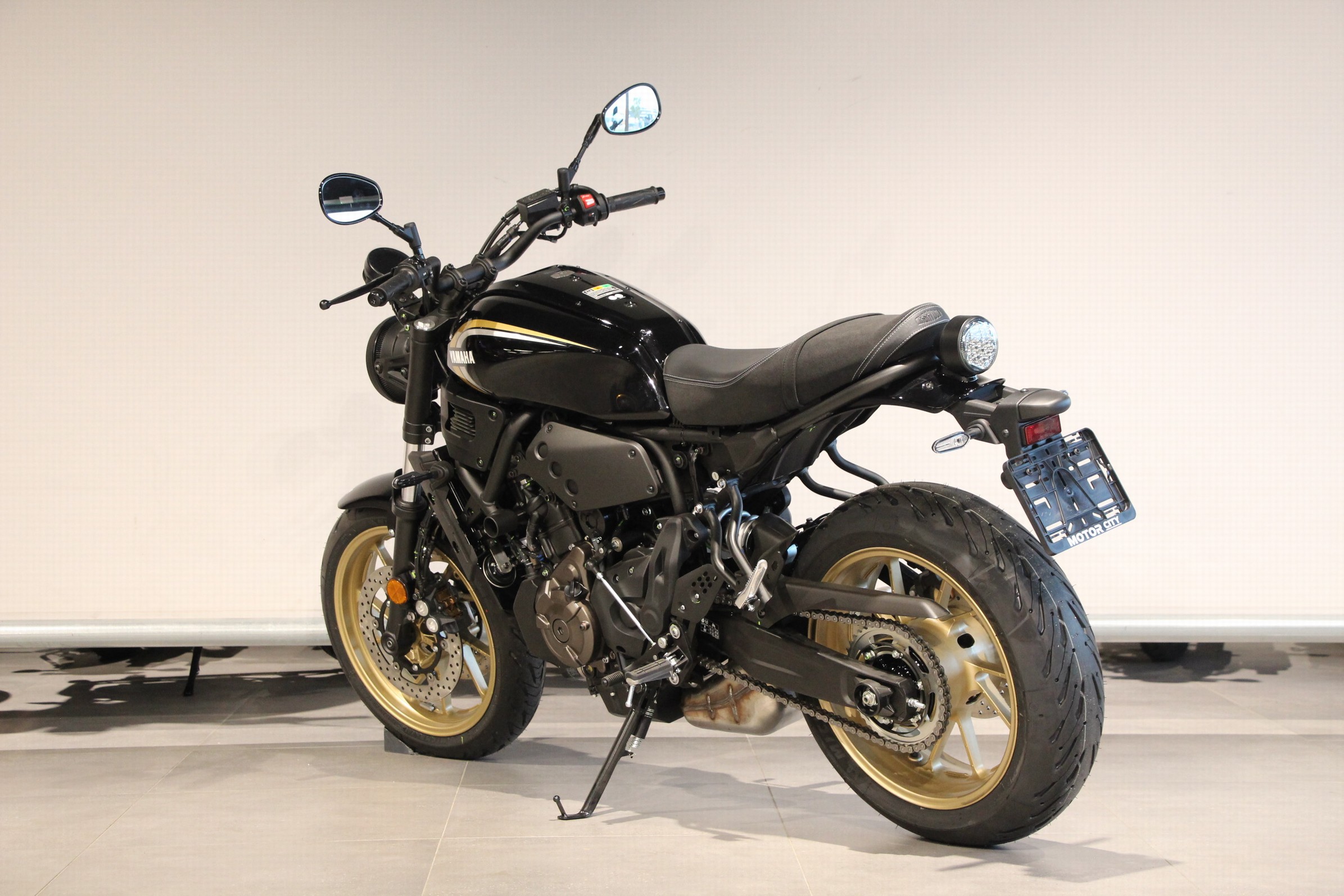 YAMAHA - XSR 700 ABS