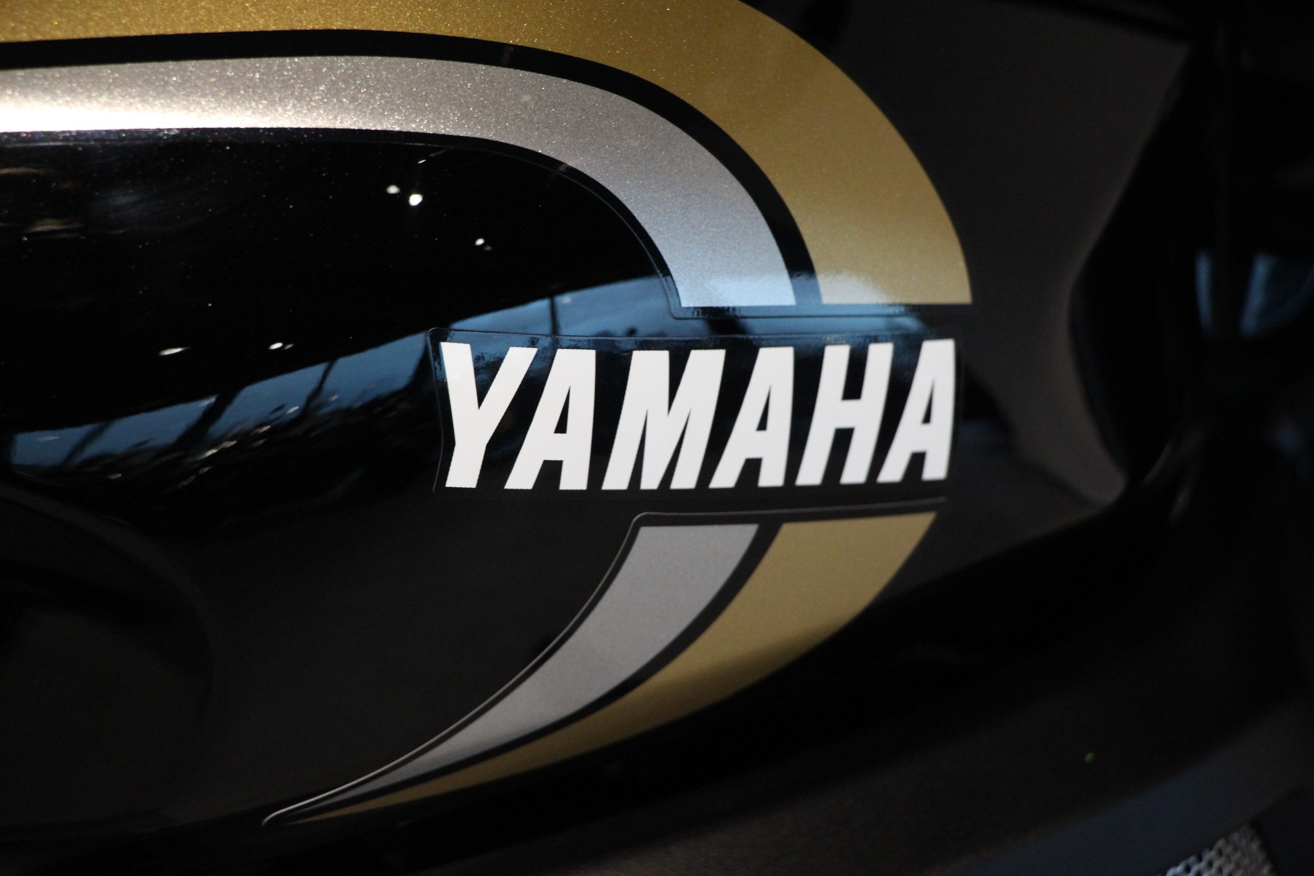 YAMAHA - XSR 700 ABS