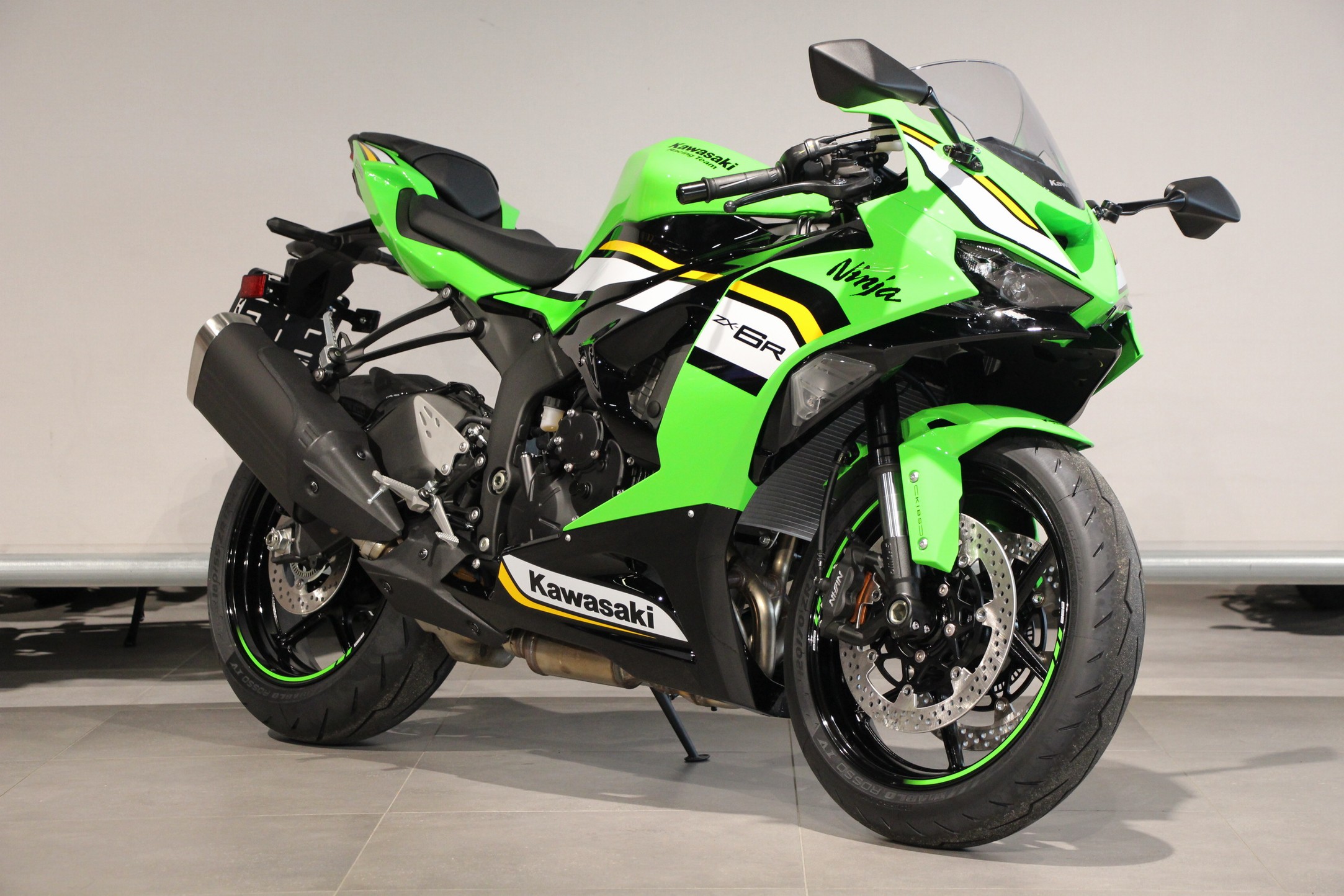 KAWASAKI - ZX-6 R