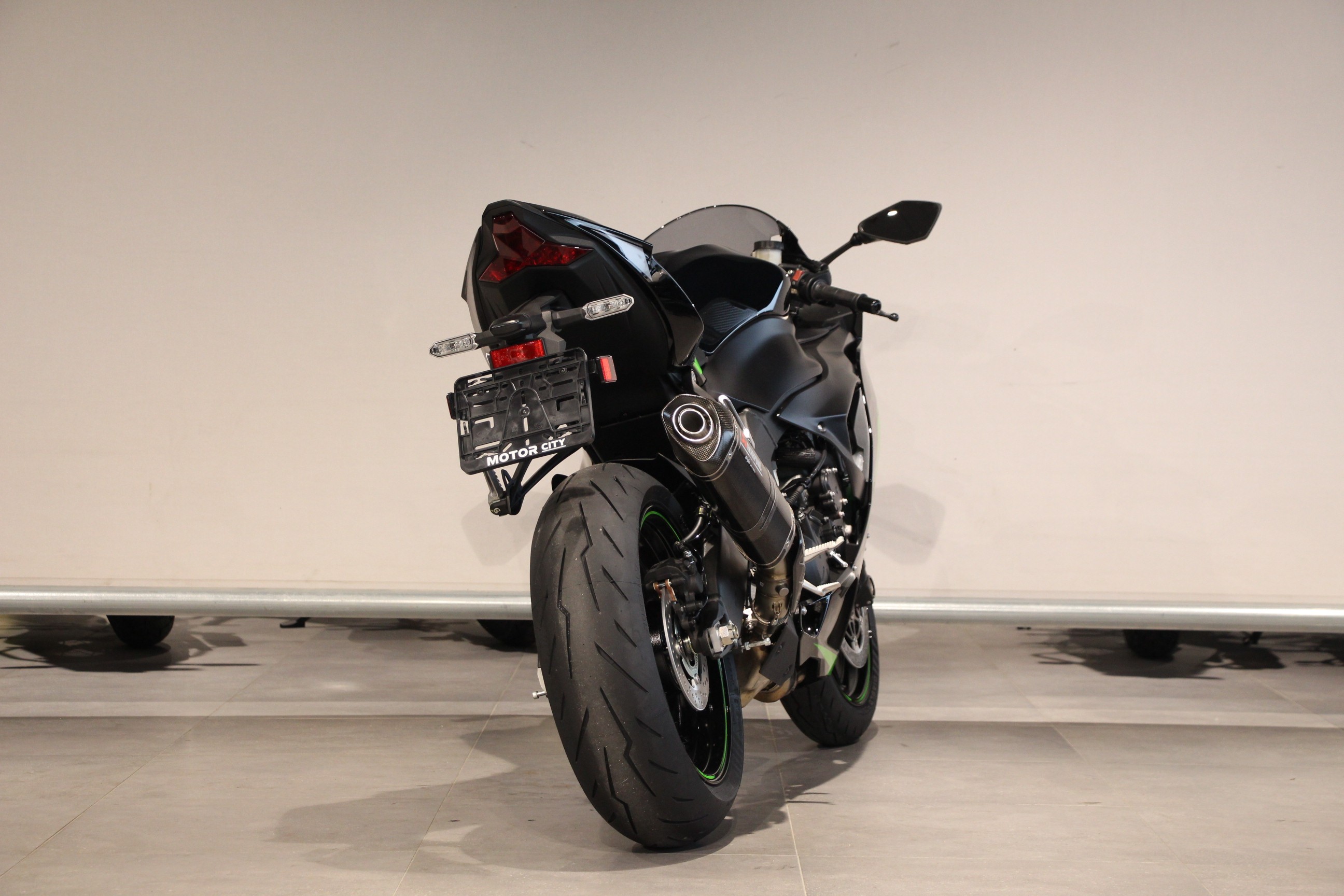 KAWASAKI - ZX-6 R