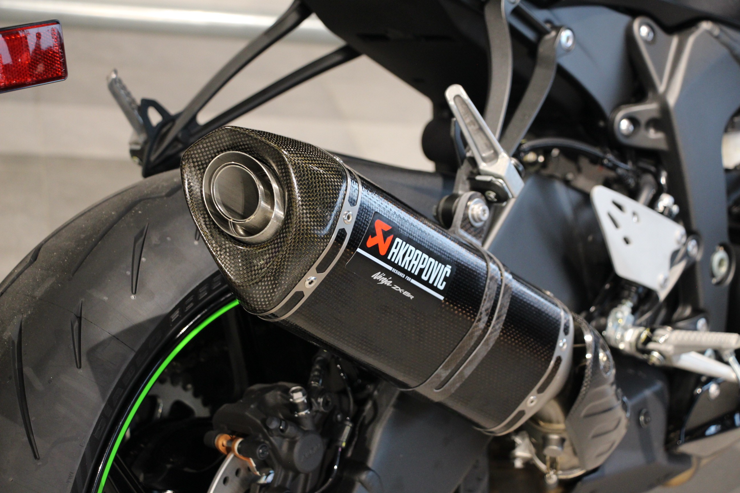KAWASAKI - ZX-6 R