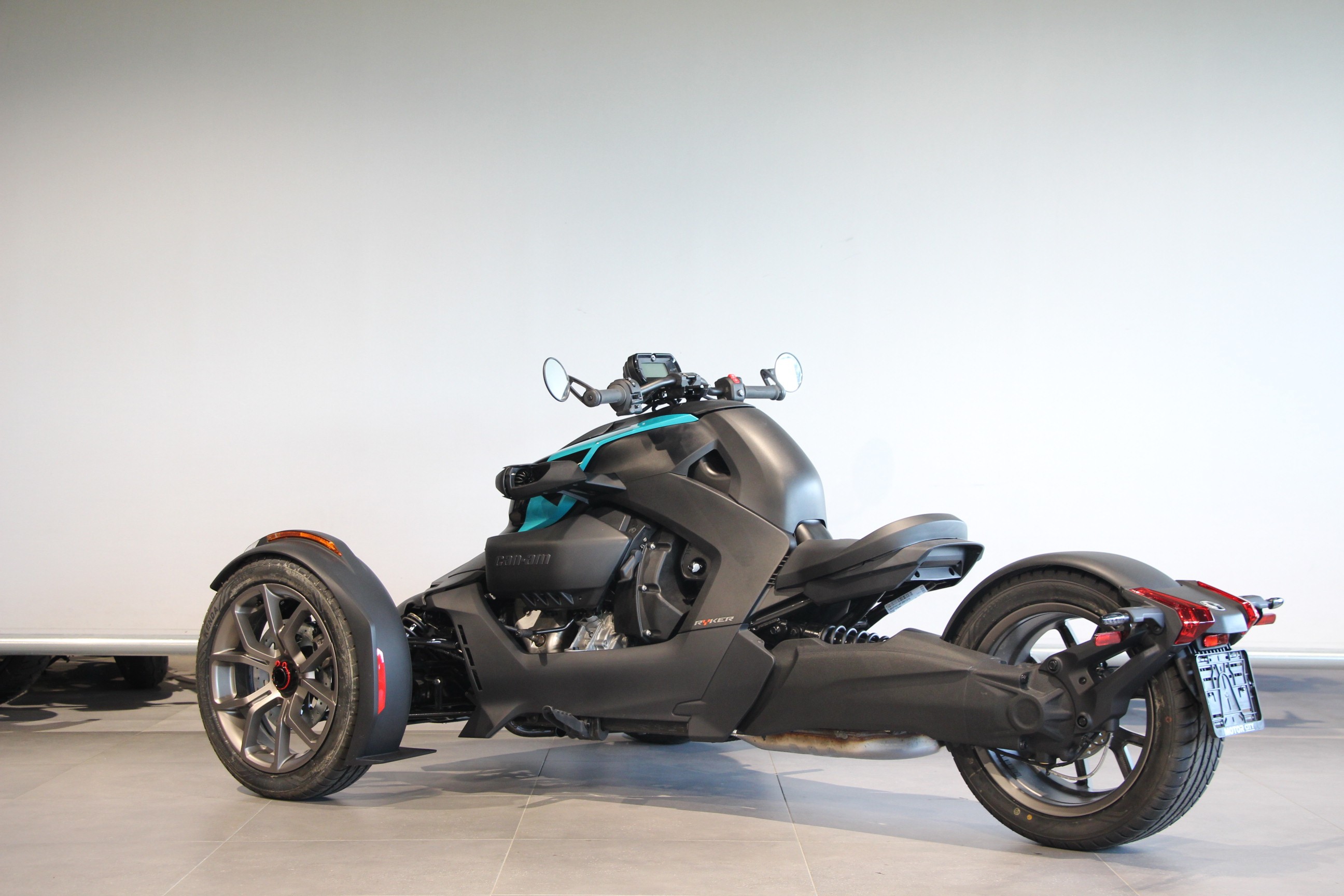 CAN-AM - RYKER 900 EXTRA VEEL VOORDEEL