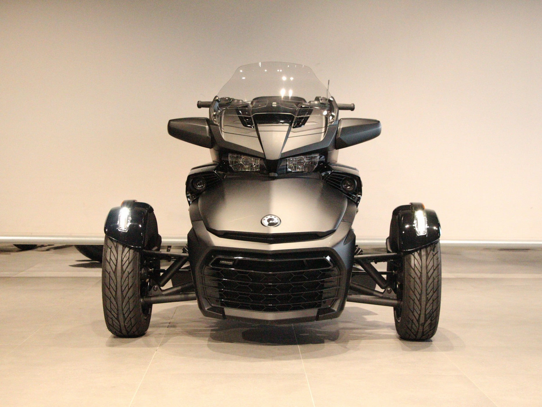 CAN-AM - SPYDER F3 LIMITED EXTRA VEEL V