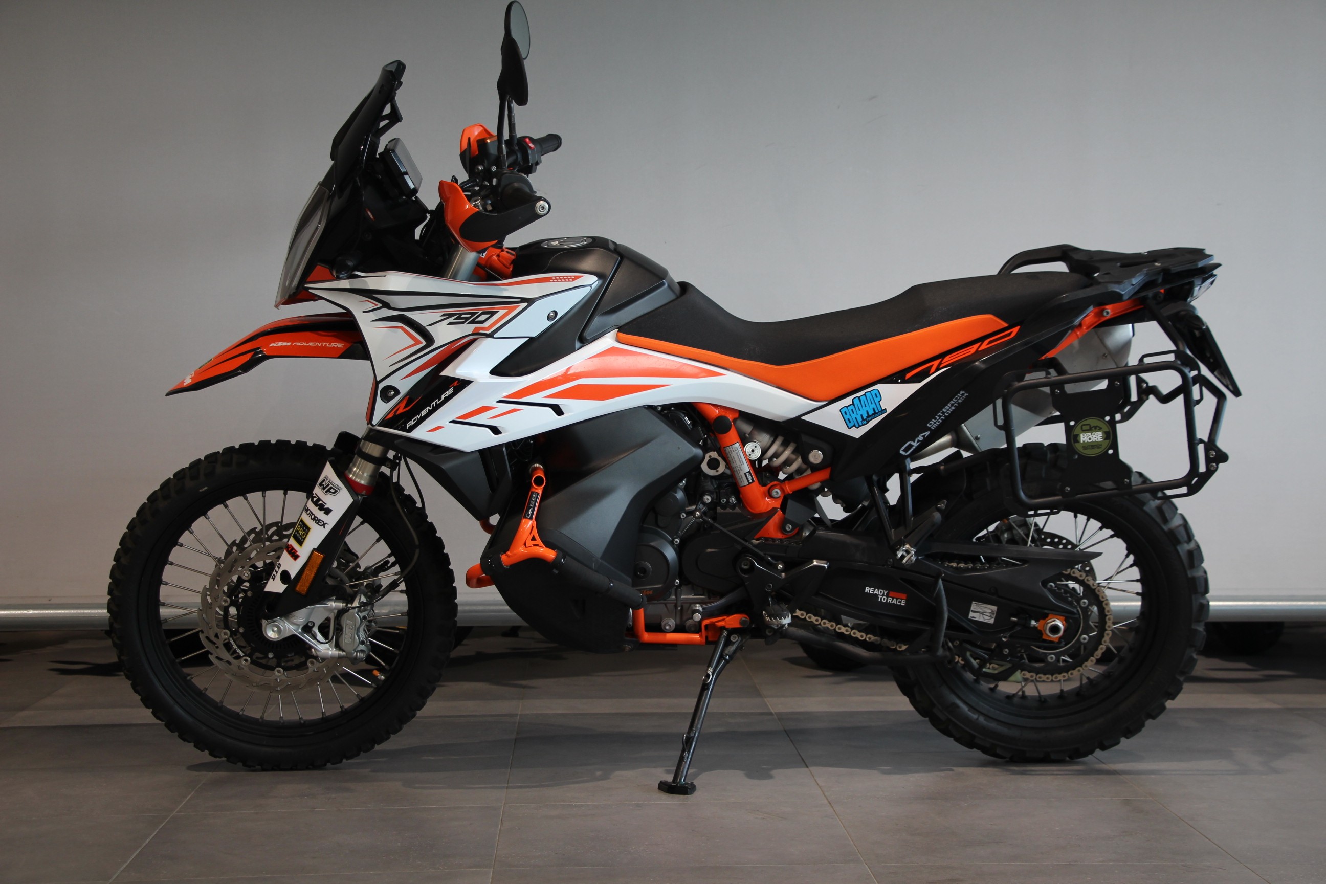 KTM - 790 ADVENTURE R