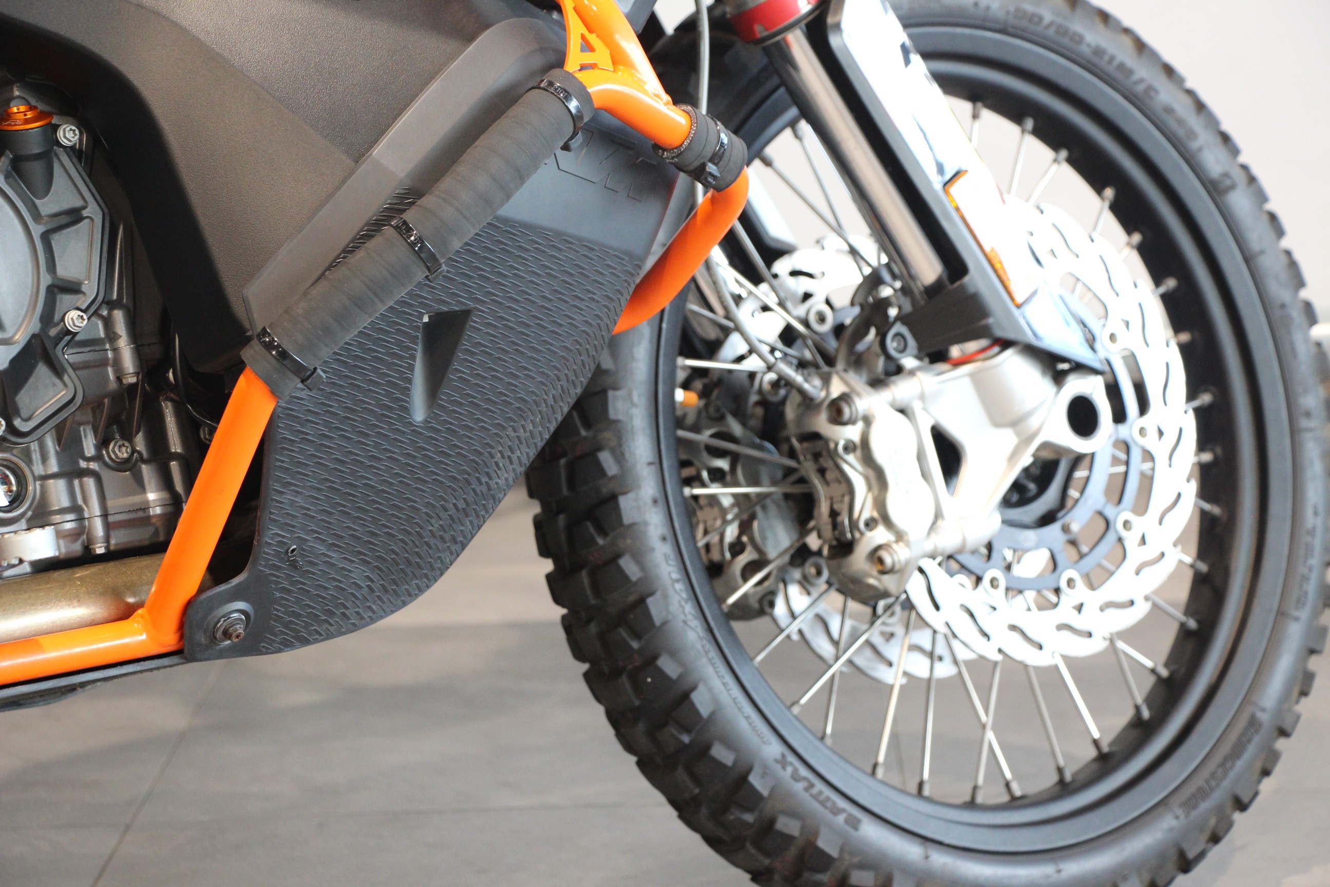 KTM - 790 ADVENTURE R