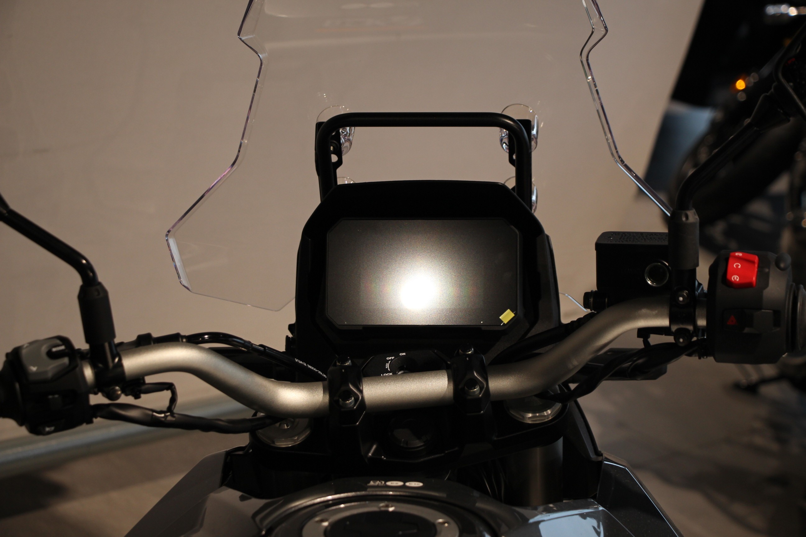 SUZUKI - V-STROM 800