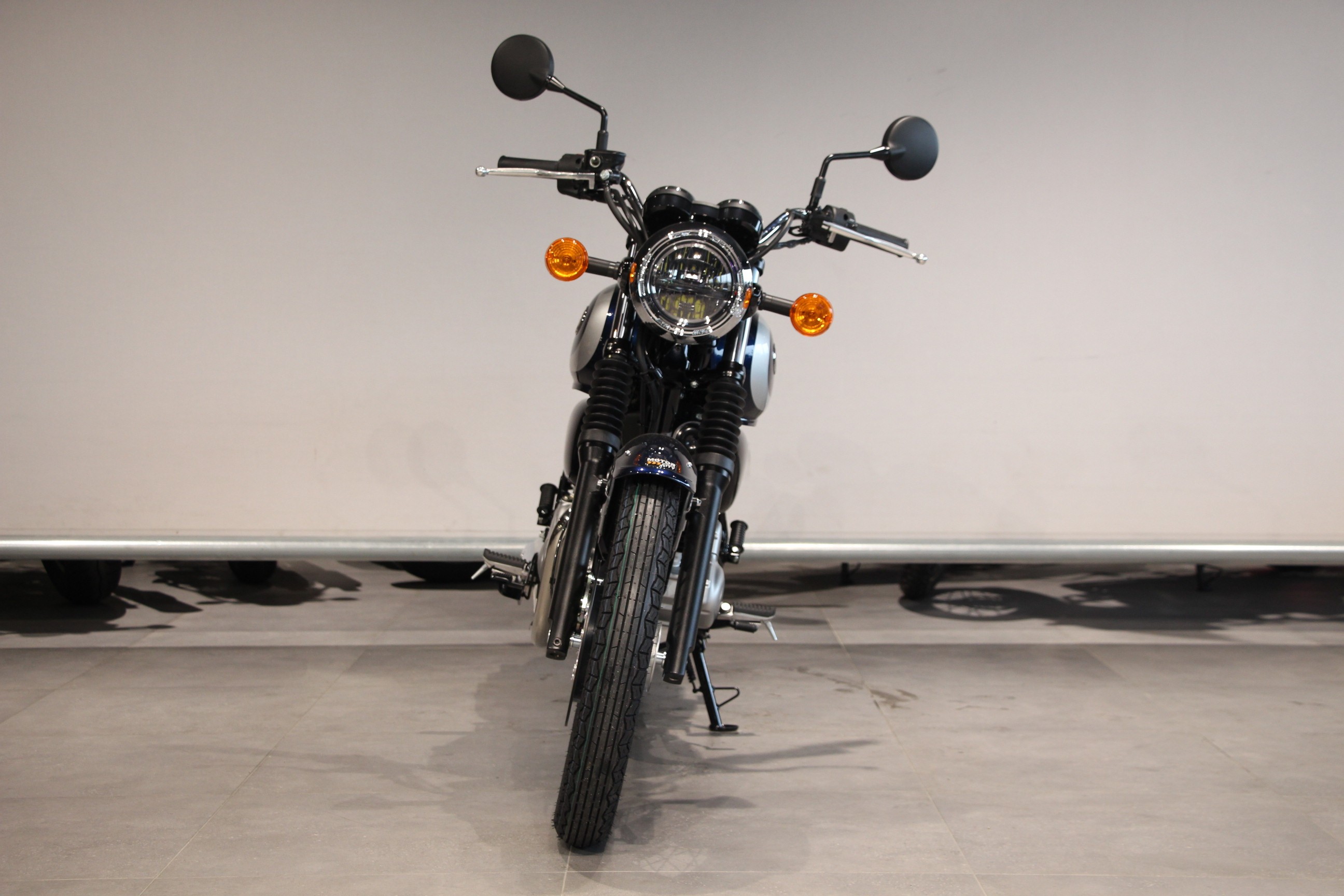 KAWASAKI - W 230