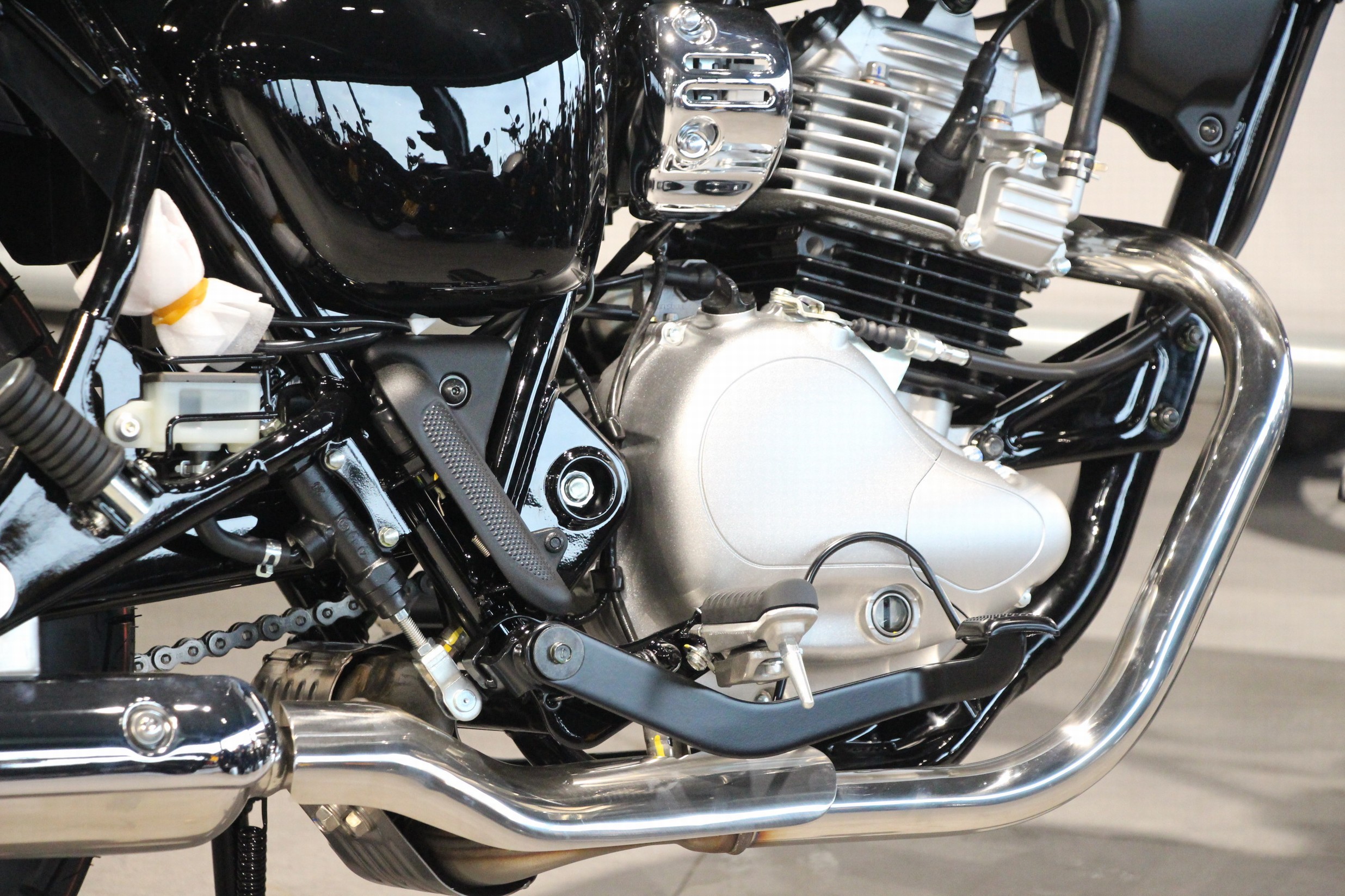 KAWASAKI - W 230