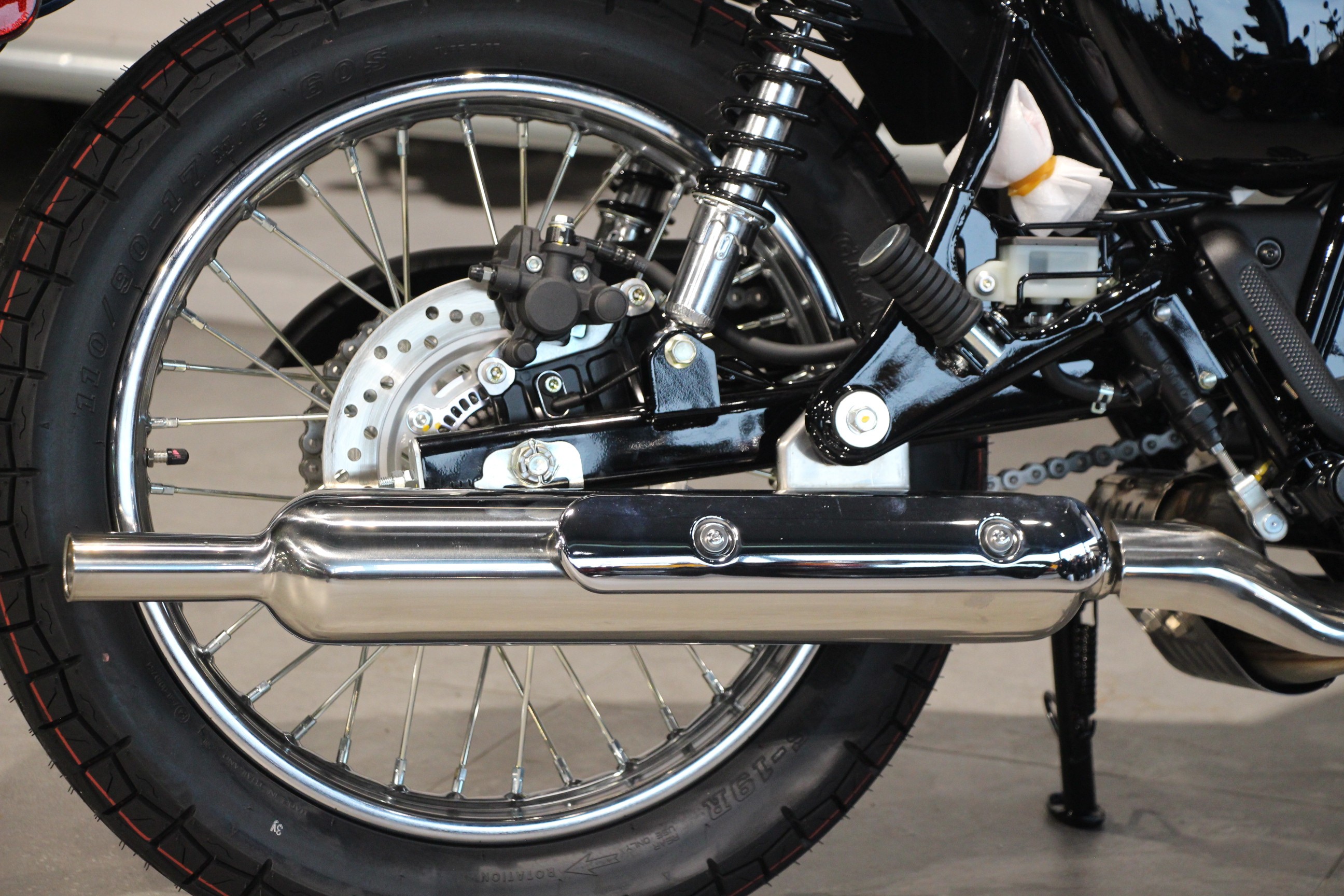 KAWASAKI - W 230