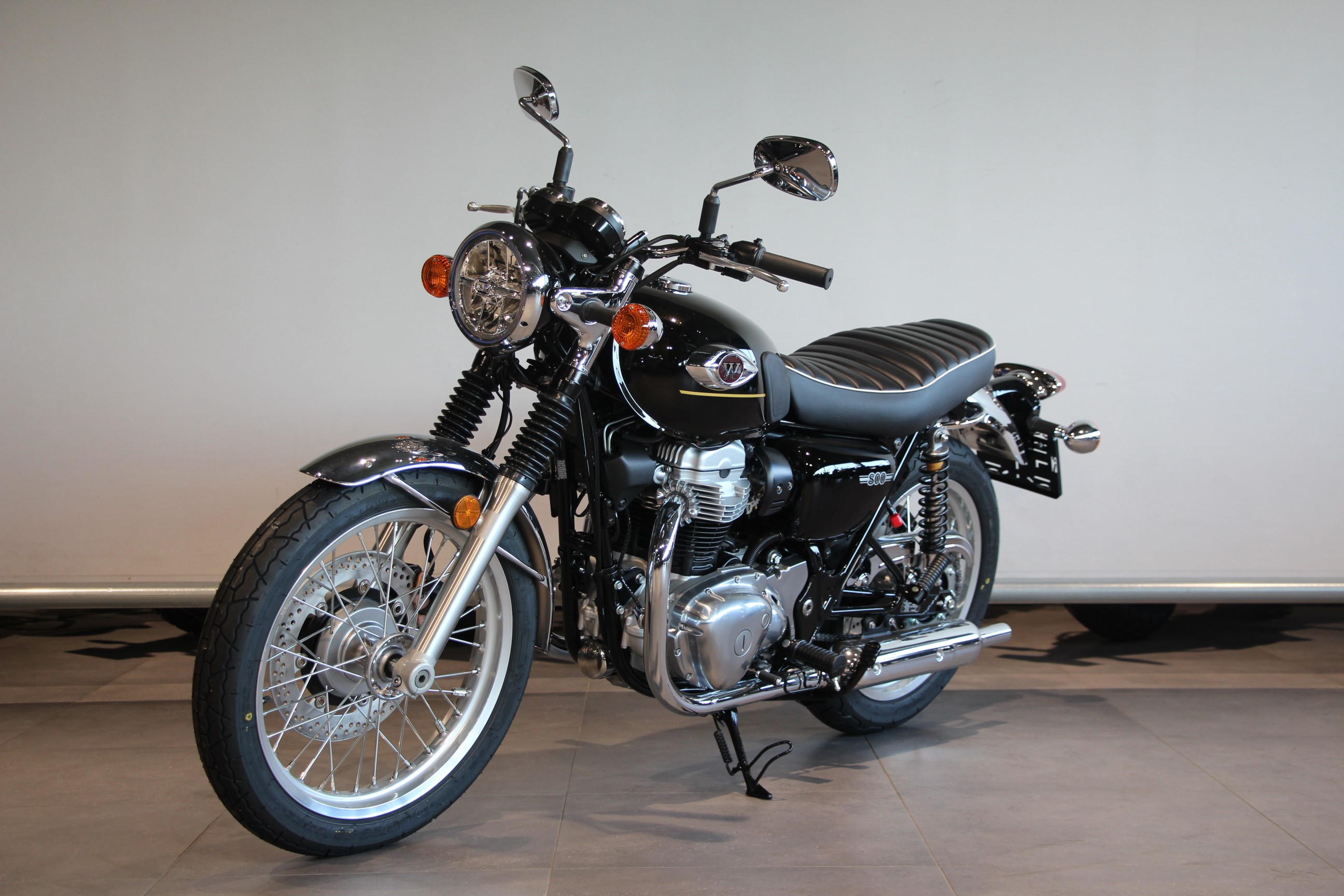 KAWASAKI - W 800