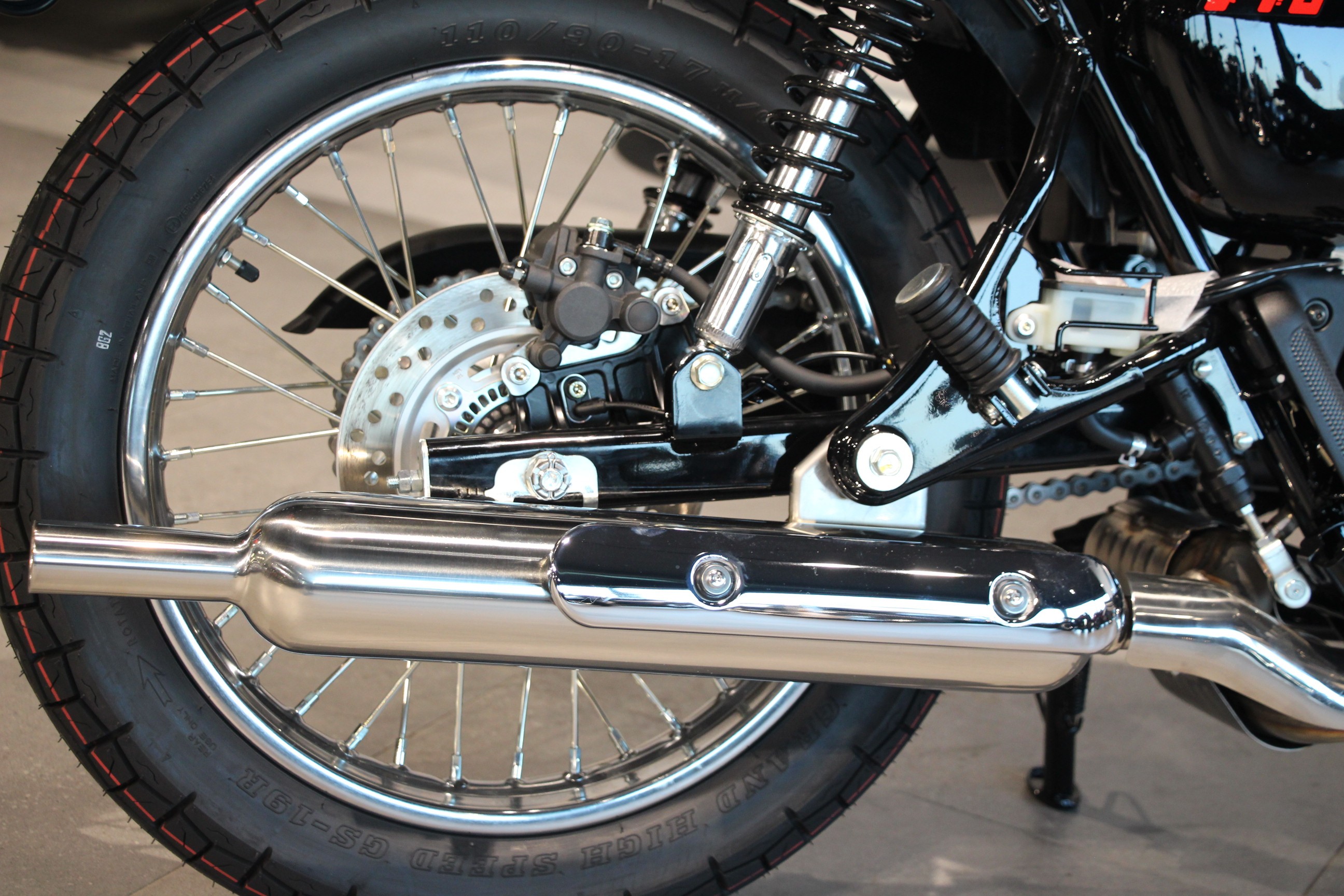 KAWASAKI - MEGURO S1