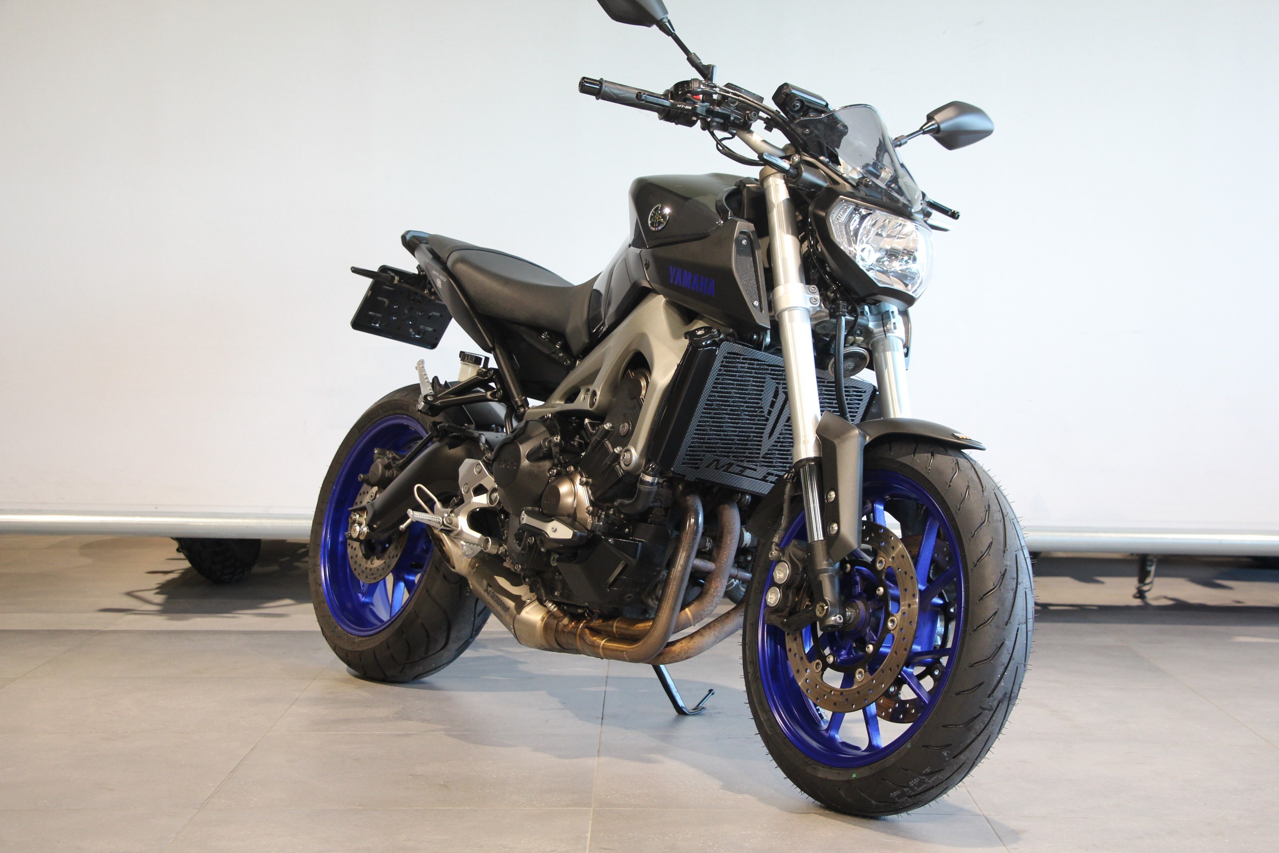 YAMAHA - MT-09 ABS