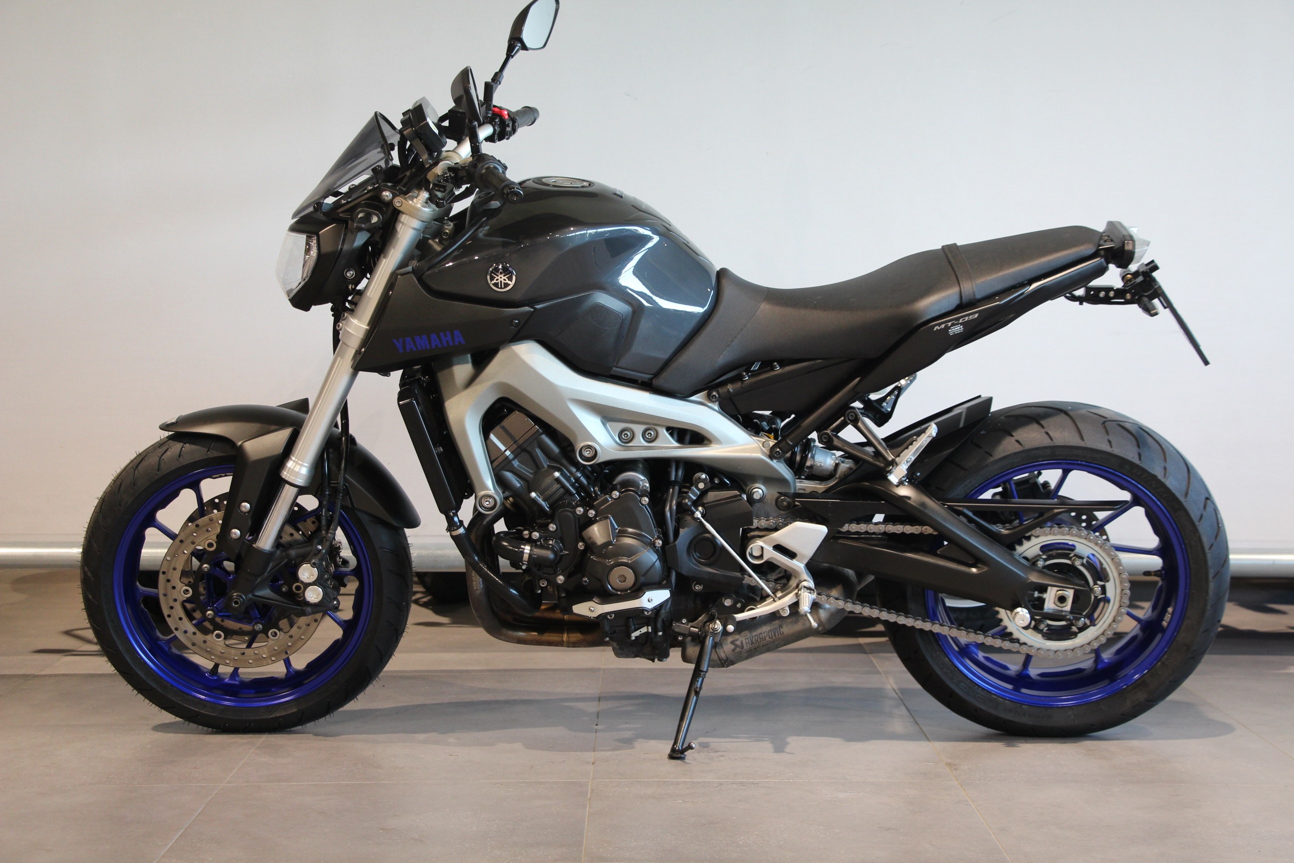YAMAHA - MT-09 ABS