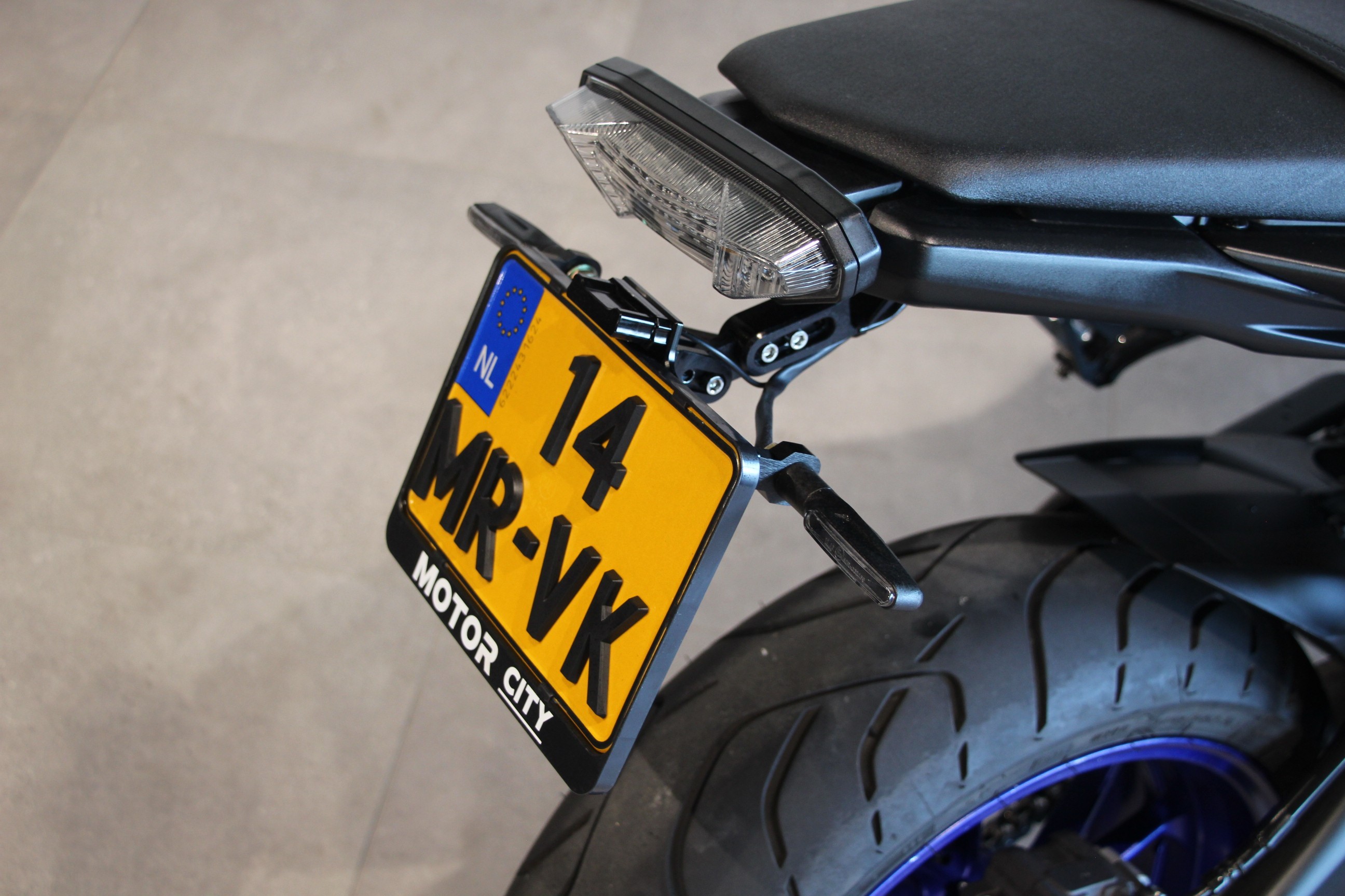 YAMAHA - MT-09 ABS