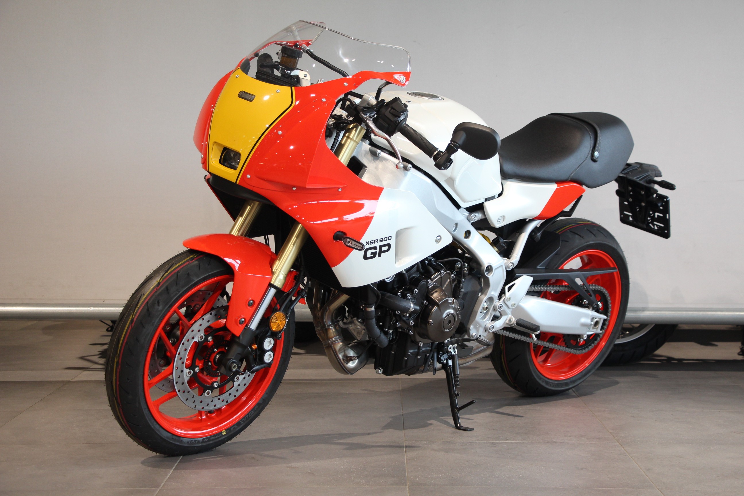 YAMAHA - XSR 900 GP