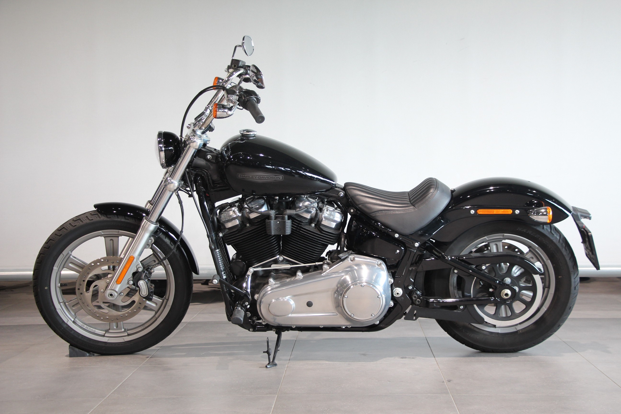 HARLEY-DAVIDSON - SOFTTAIL STANDARD