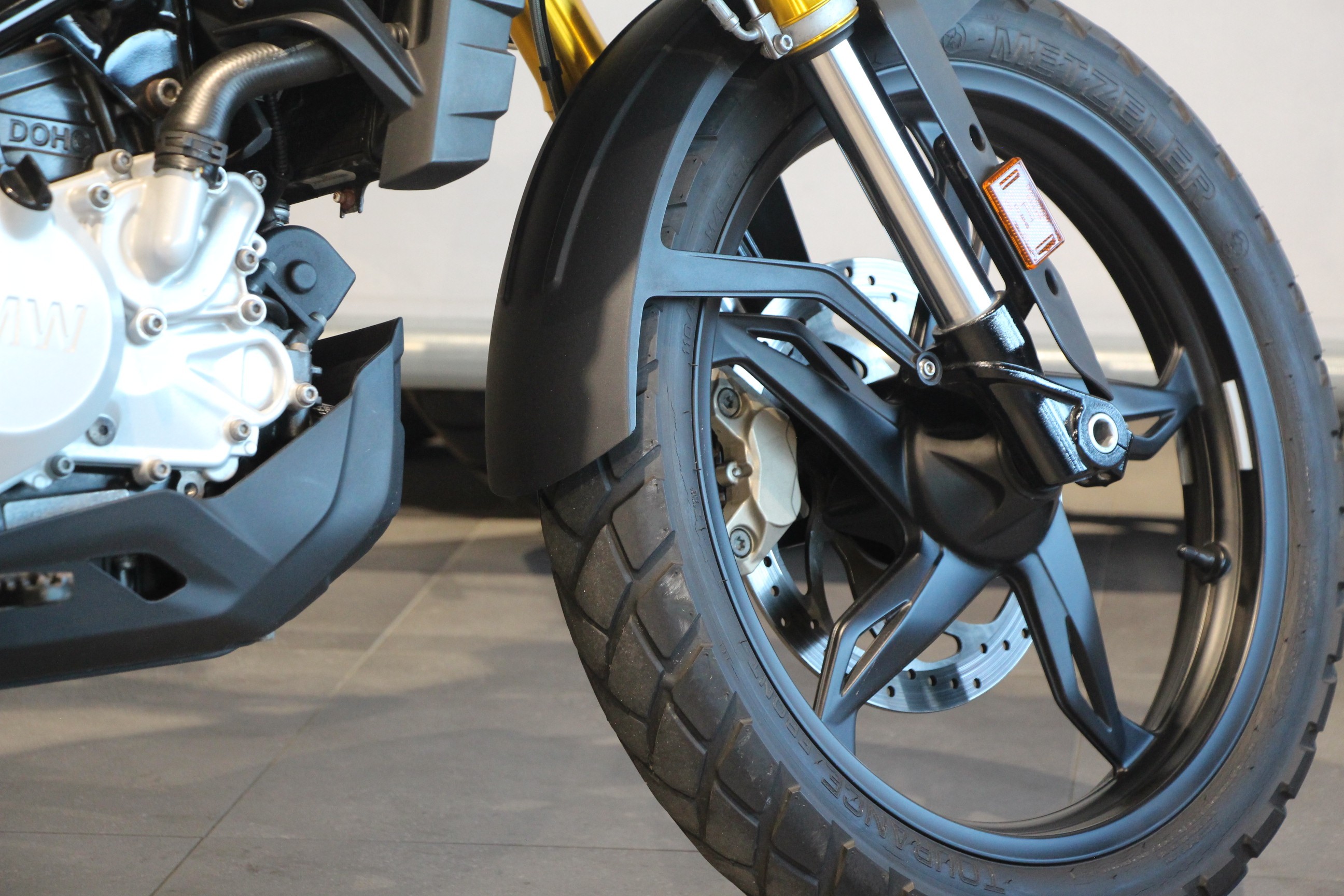 BMW - G 310 GS
