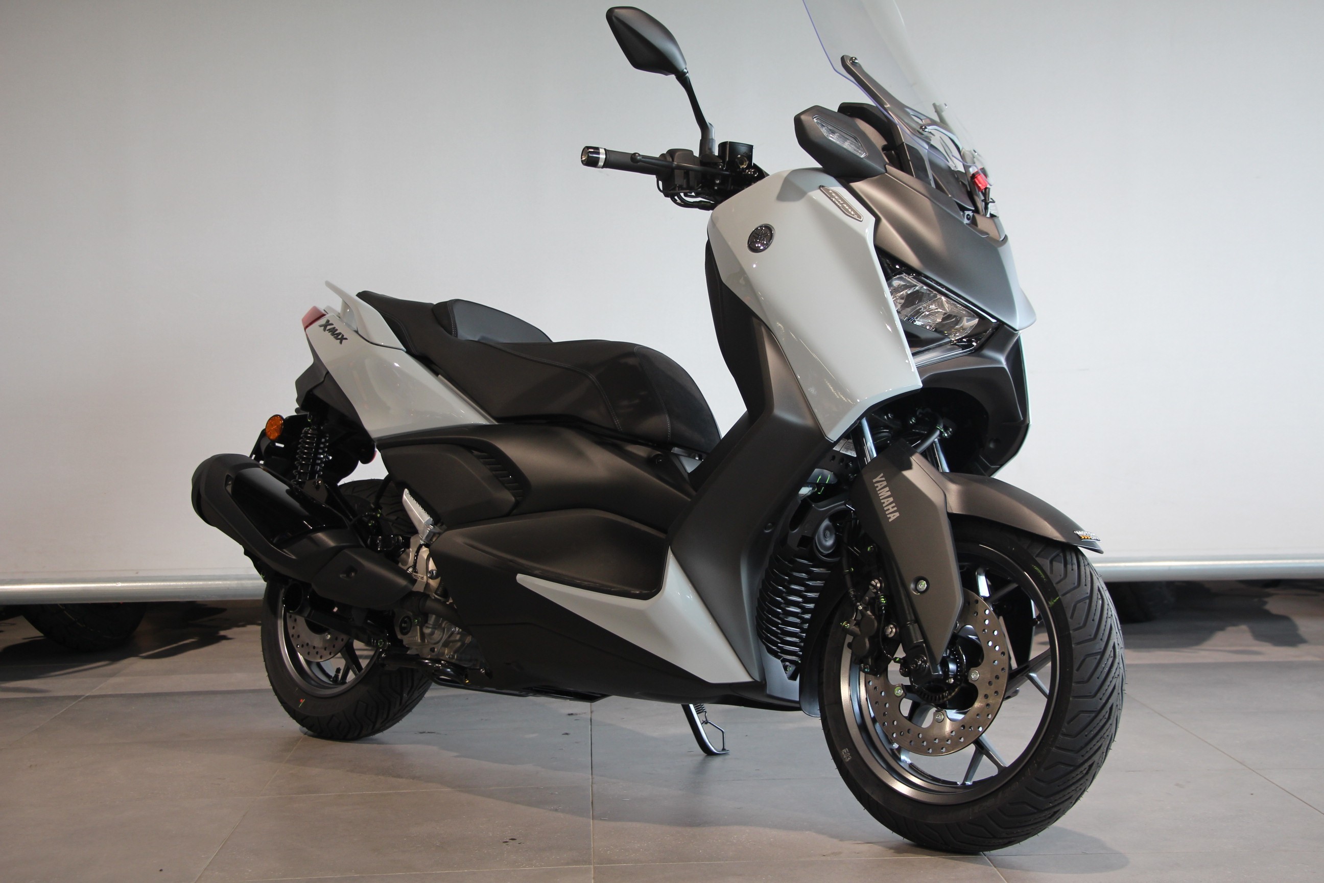 YAMAHA - X MAX 300 TECHMAX +