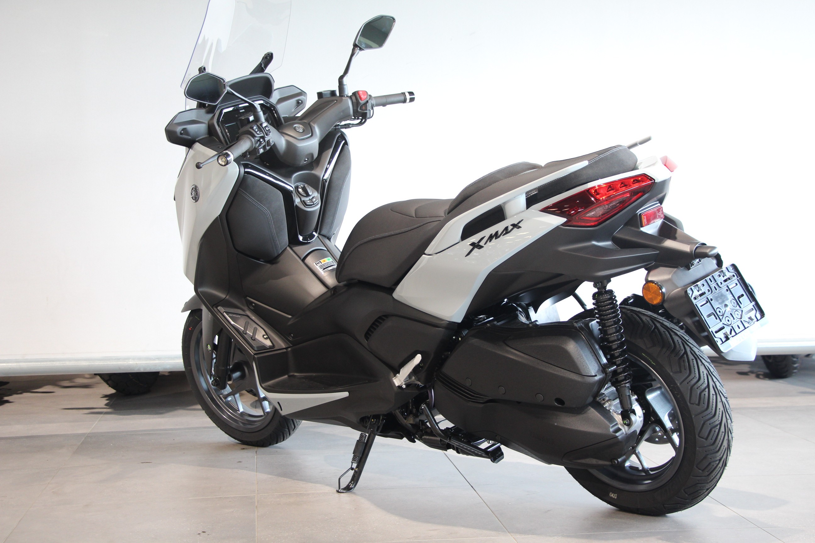 YAMAHA - X MAX 300 TECHMAX +
