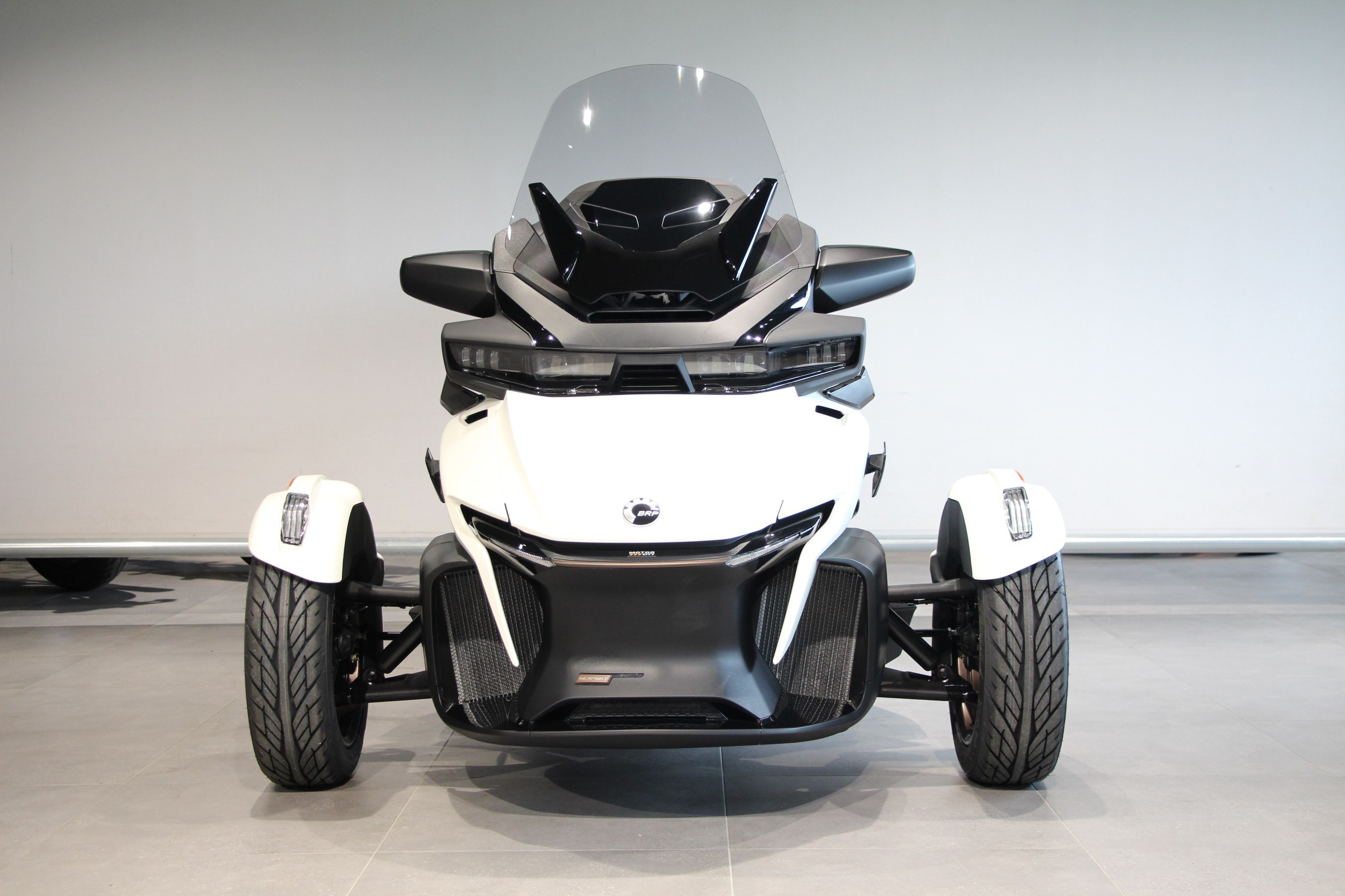CAN-AM - SPYDER RT LIMITED SEA TO SKY