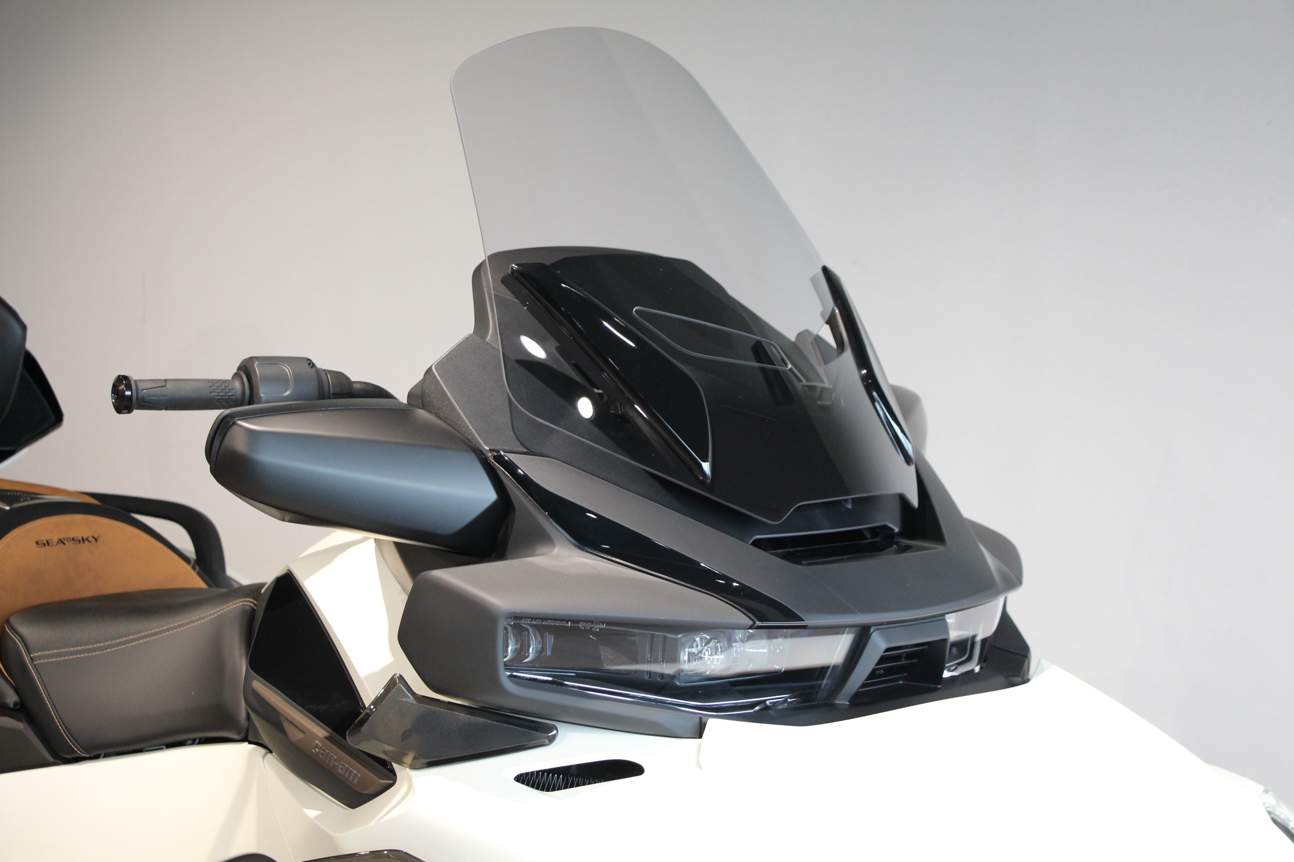 CAN-AM - SPYDER RT LIMITED SEA TO SKY
