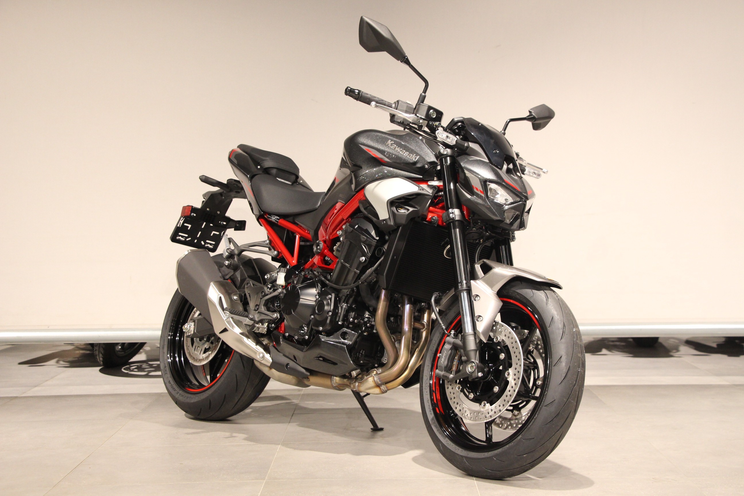 KAWASAKI - Z 900
