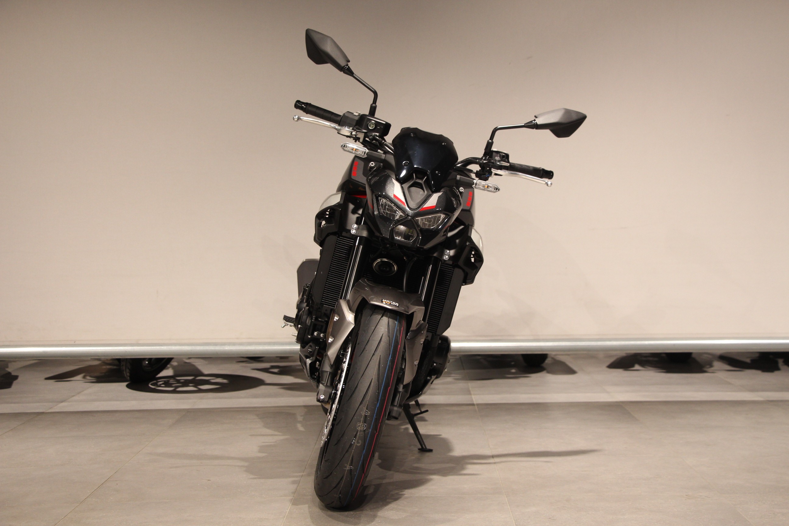 KAWASAKI - Z 900