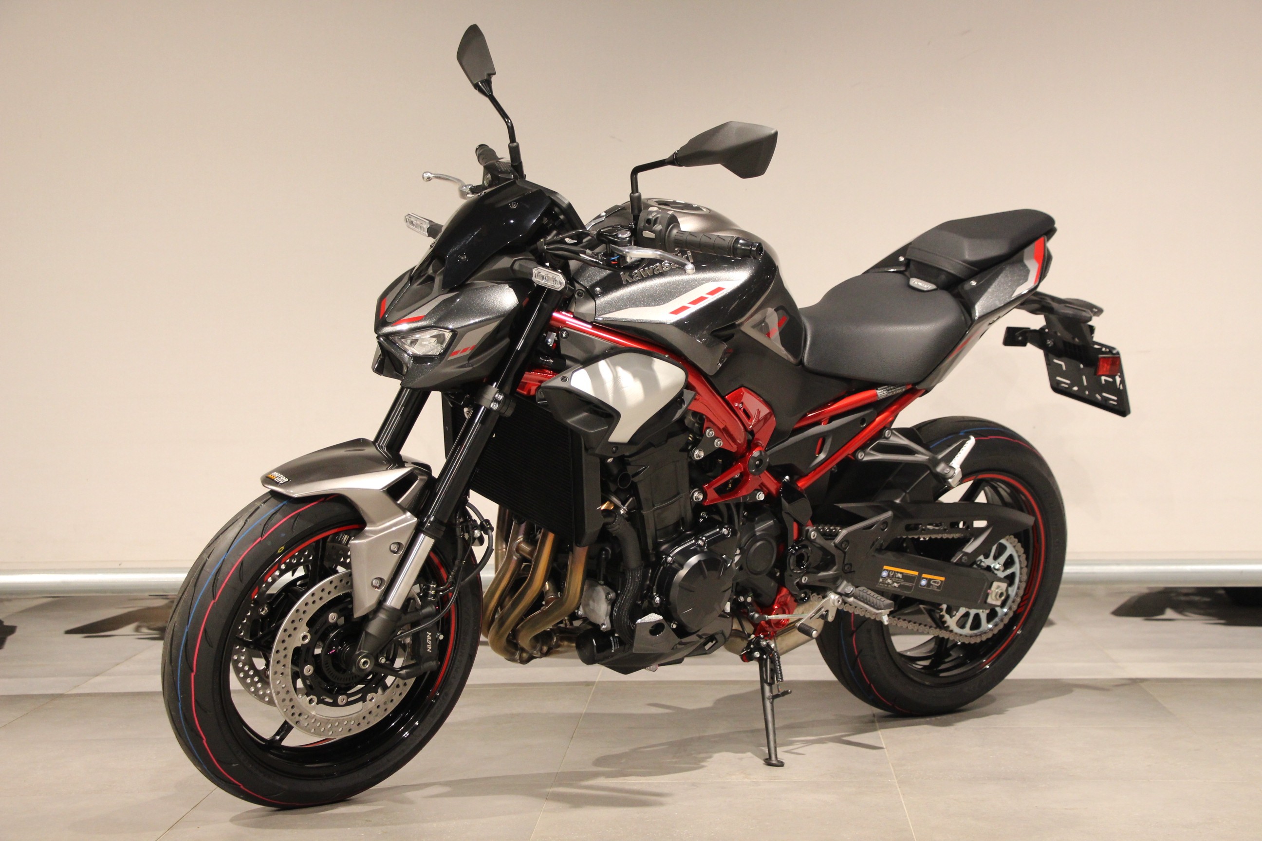 KAWASAKI - Z 900