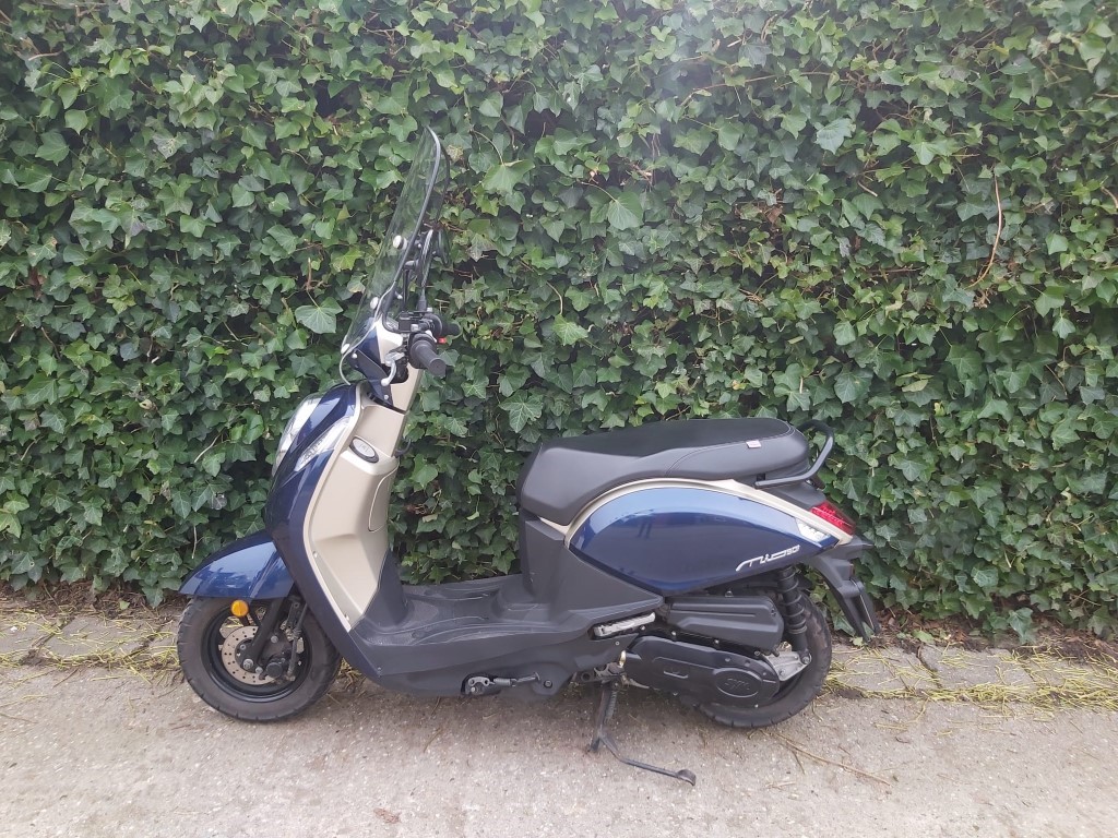 SYM Mio 50 i 45 km/h
