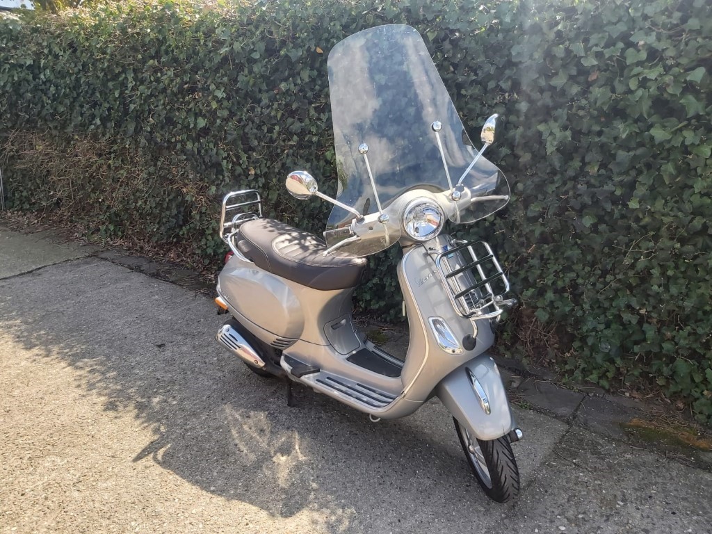 VESPA LX 50 4t 25 km/h