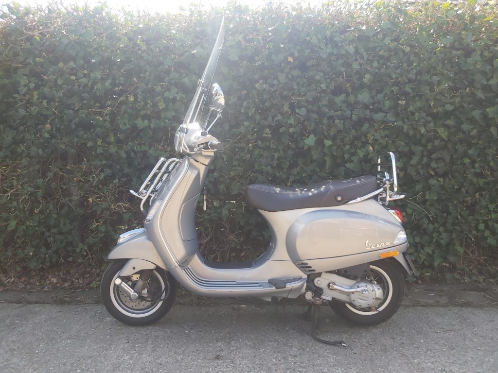 VESPA LX 50 4t 25 km/h
