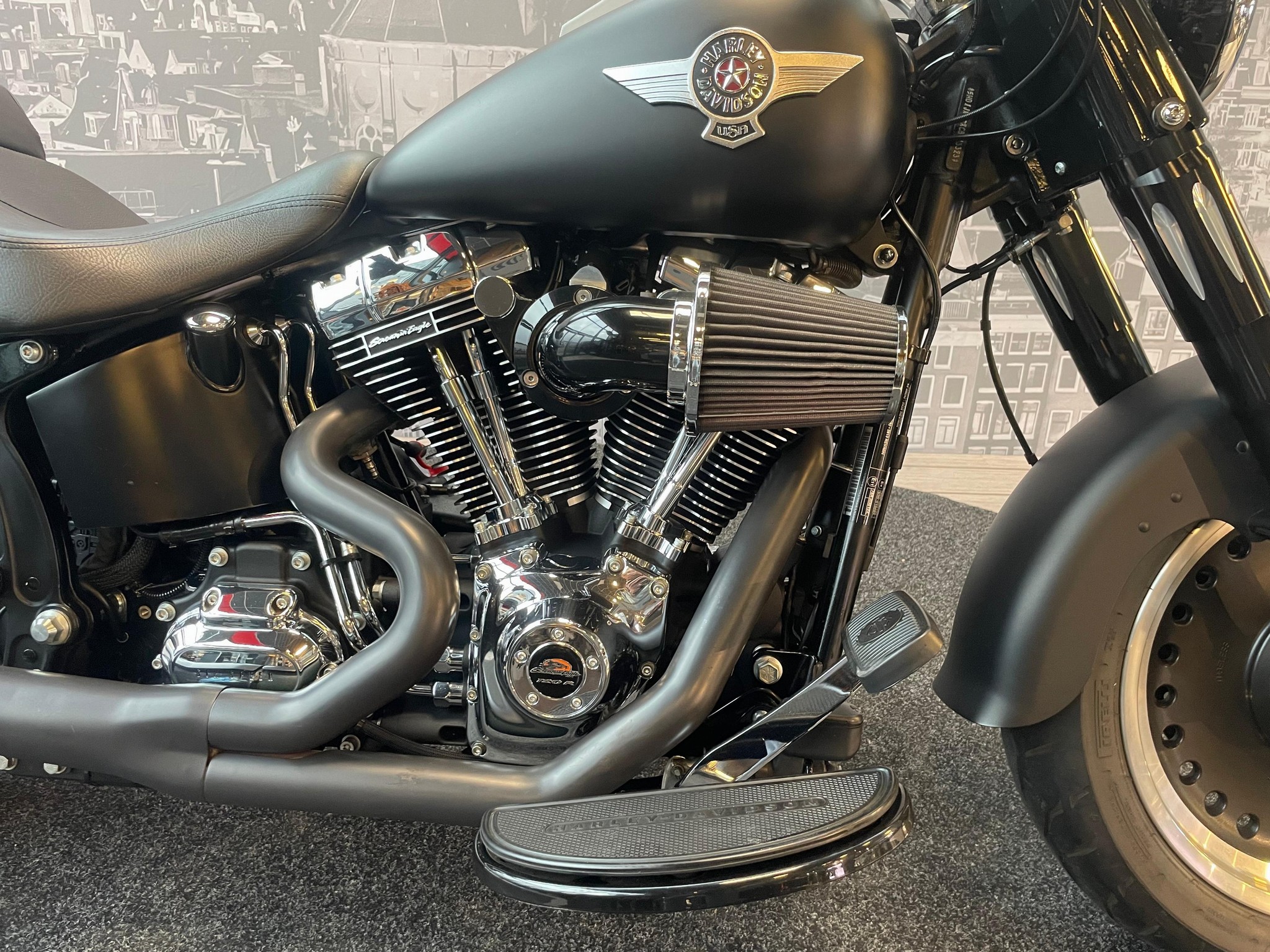 HARLEY-DAVIDSON - FLSTF Fat Boy 120R