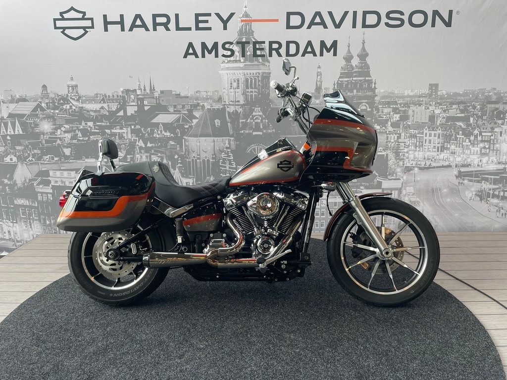 HARLEY-DAVIDSON - FXLR Softail Low Rider