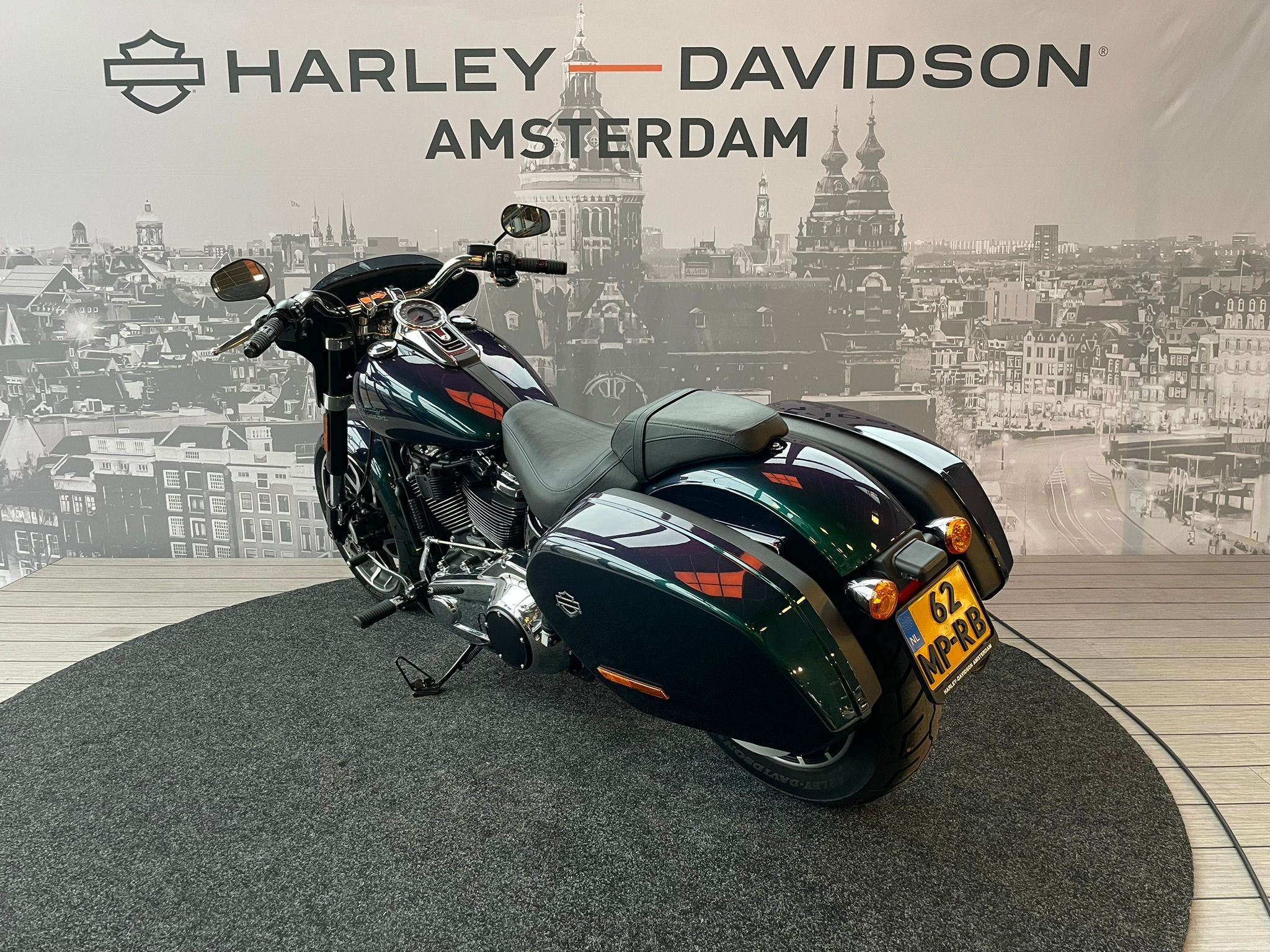 HARLEY-DAVIDSON - FLSB SPORT GLIDE Custom Color