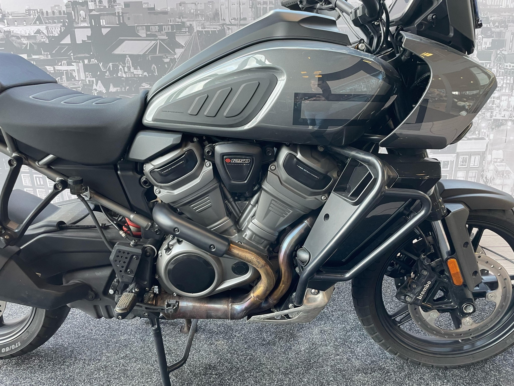 HARLEY-DAVIDSON - PAN AMERICA S CAST