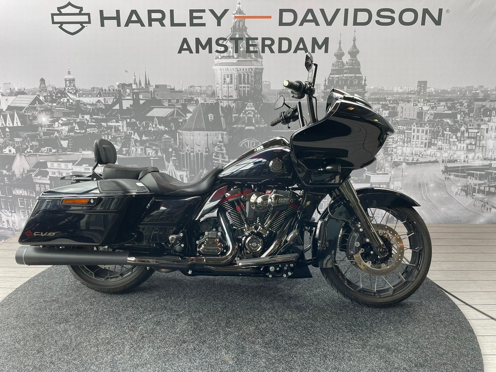 HARLEY-DAVIDSON - FLTRXSE CVO ROAD GLIDE