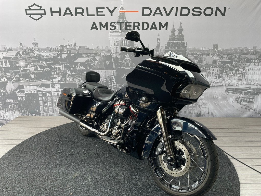 HARLEY-DAVIDSON - FLTRXSE CVO ROAD GLIDE