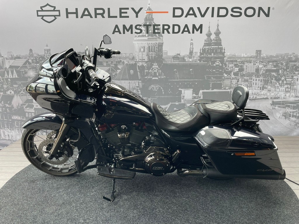 HARLEY-DAVIDSON - FLTRXSE CVO ROAD GLIDE