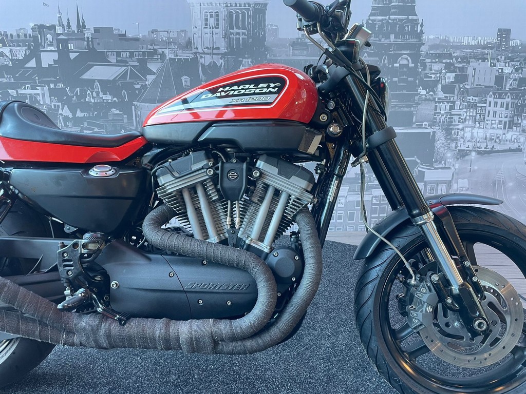 HARLEY-DAVIDSON - XR1200