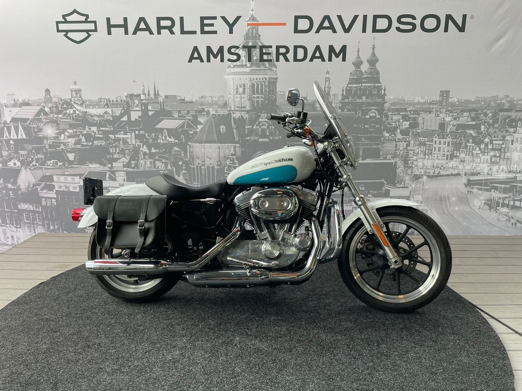 HARLEY-DAVIDSON - XL883L LOW