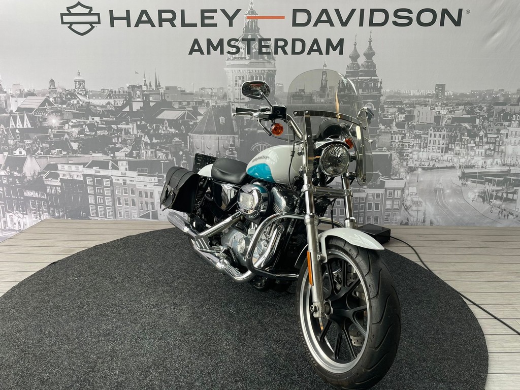 HARLEY-DAVIDSON - XL883L LOW