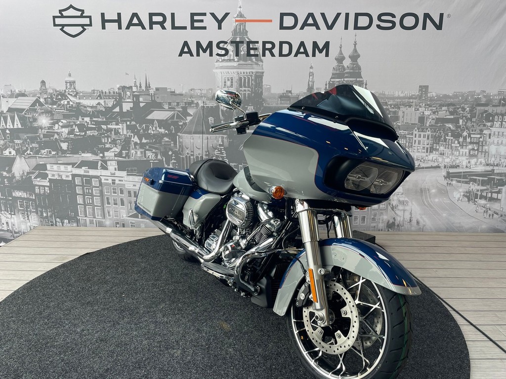 HARLEY-DAVIDSON - FLTRXS ROAD GLIDE SPECIAL Two-