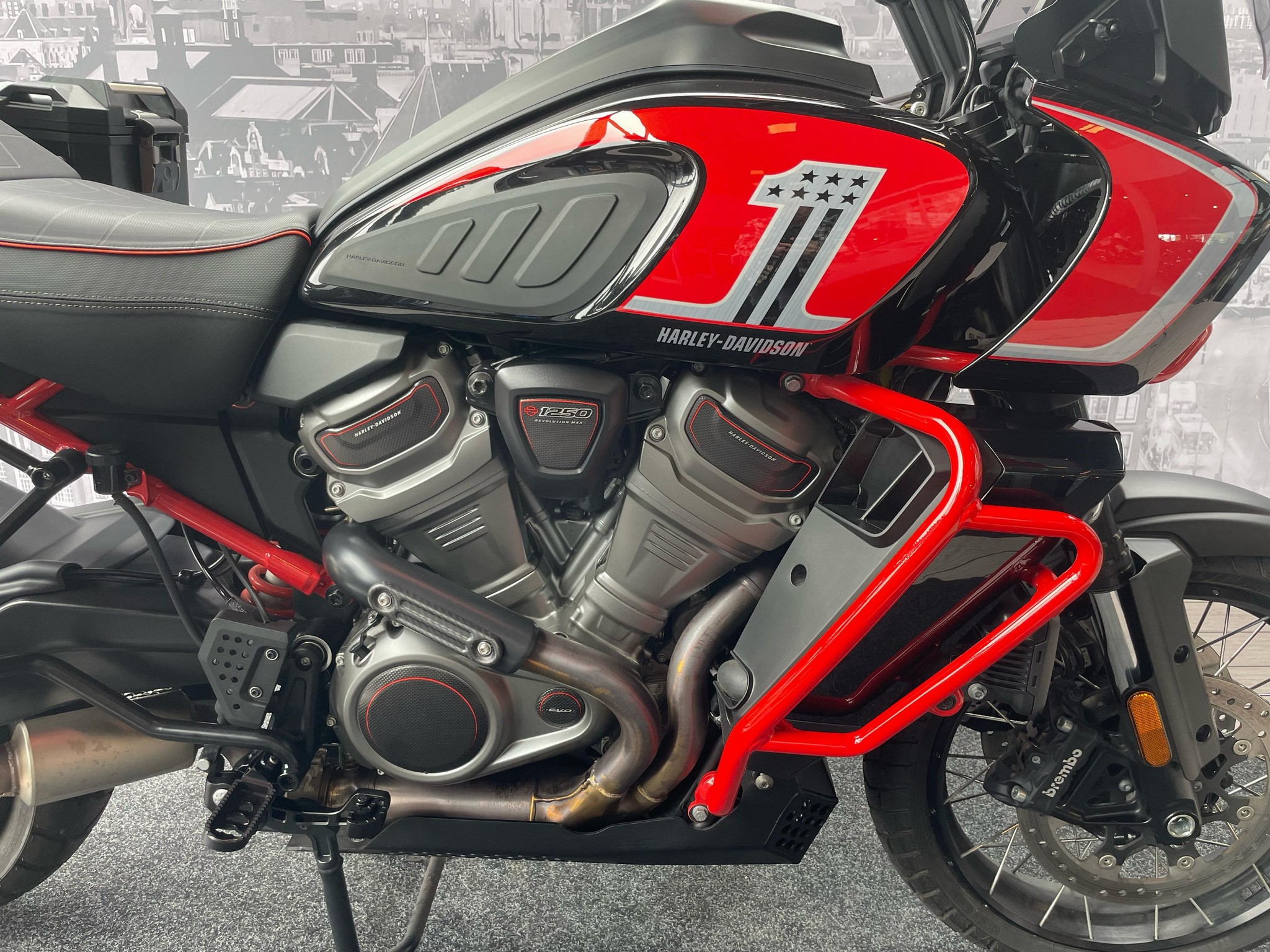 HARLEY-DAVIDSON - RA1250SE CVO PAN AMERICA