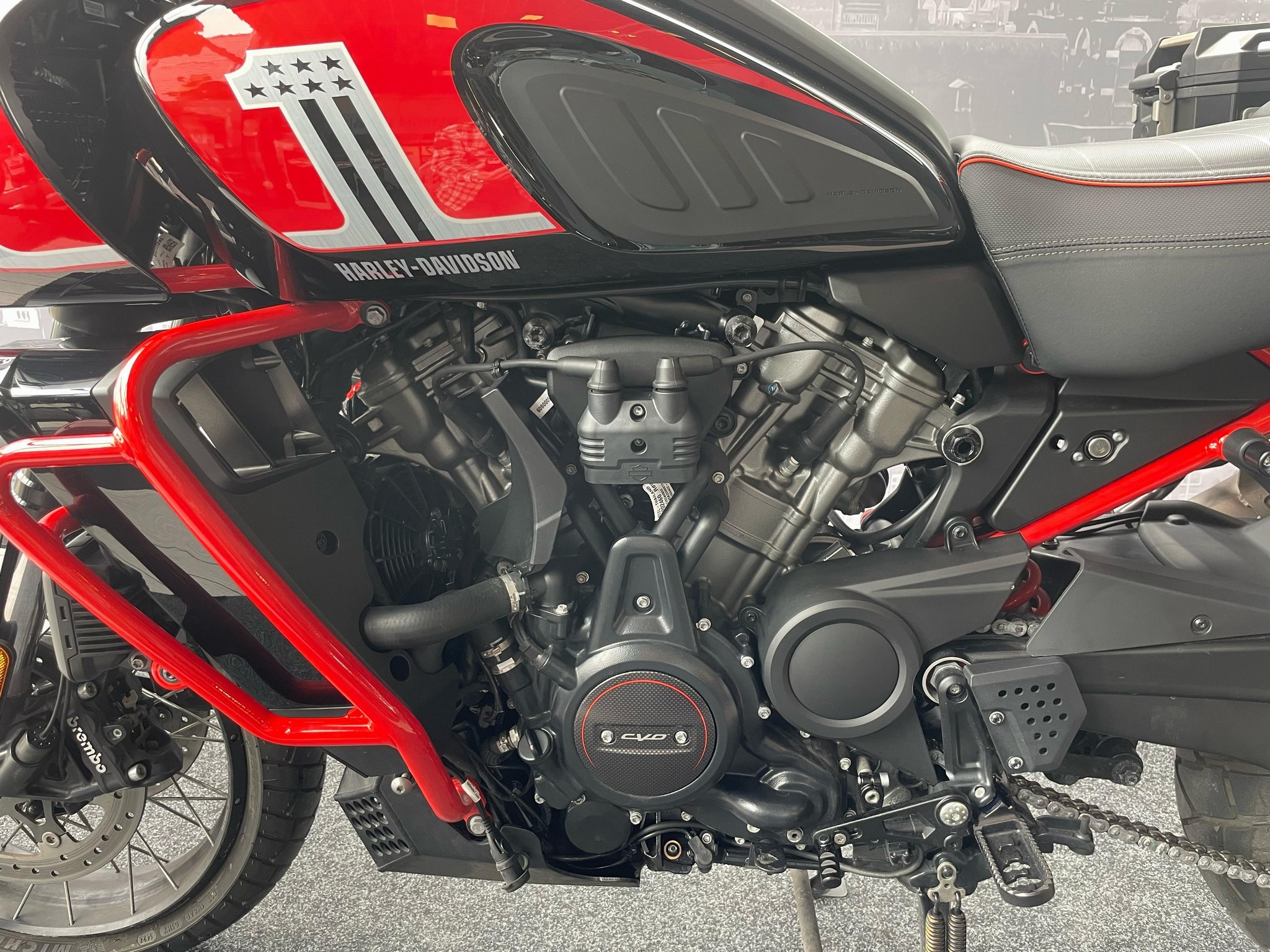 HARLEY-DAVIDSON - RA1250SE CVO PAN AMERICA