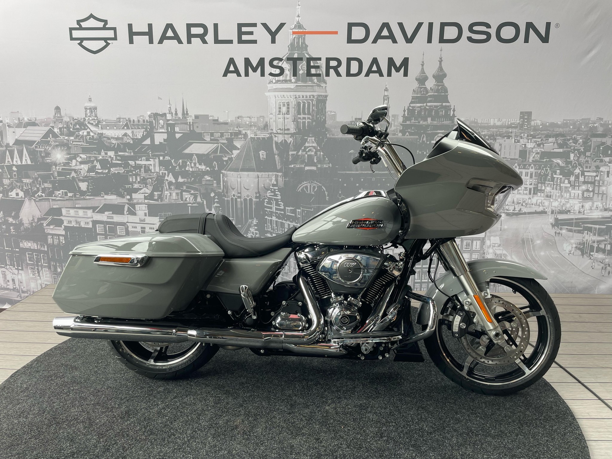 HARLEY-DAVIDSON - FLTRX ROAD GLIDE