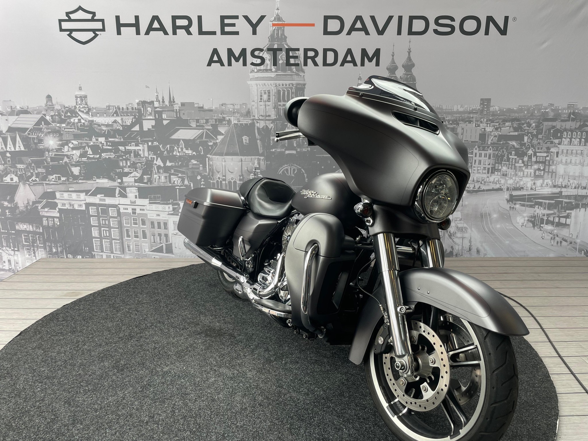 HARLEY-DAVIDSON - FLHXS STREET GLIDE SPECIAL