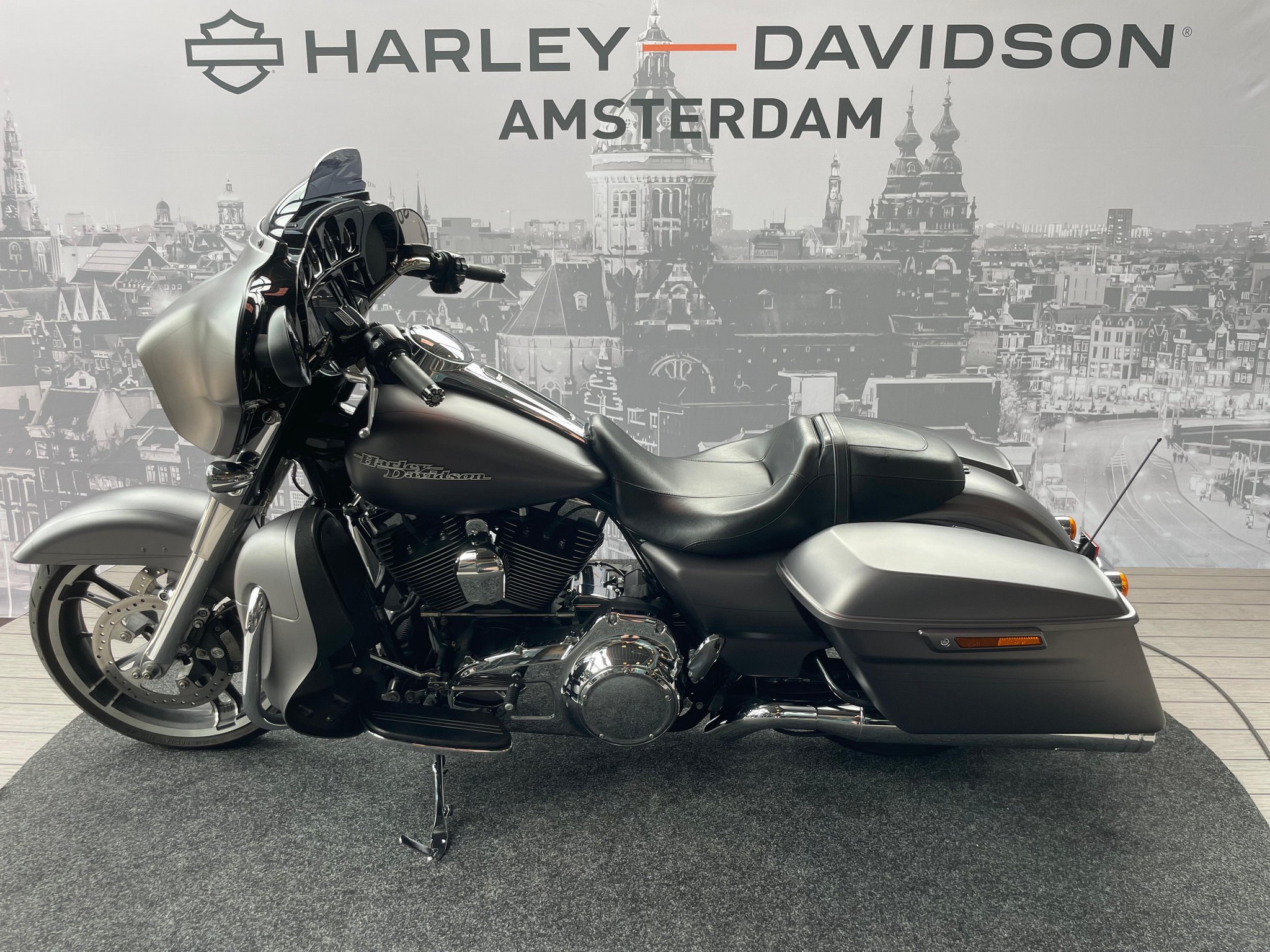 HARLEY-DAVIDSON - FLHXS STREET GLIDE SPECIAL
