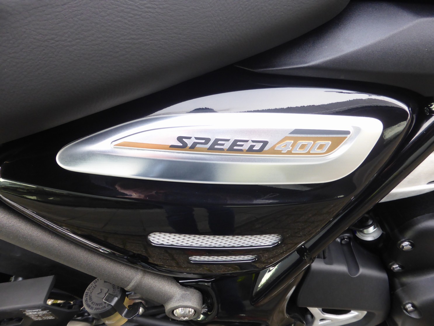 TRIUMPH - Speed 400 NEW Speed 400