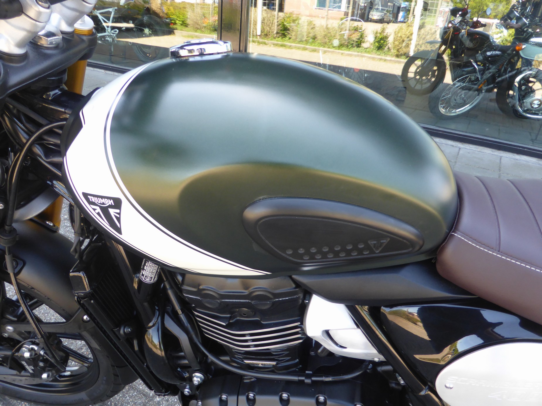 TRIUMPH - Scrambler 400 X Nieuw door ons